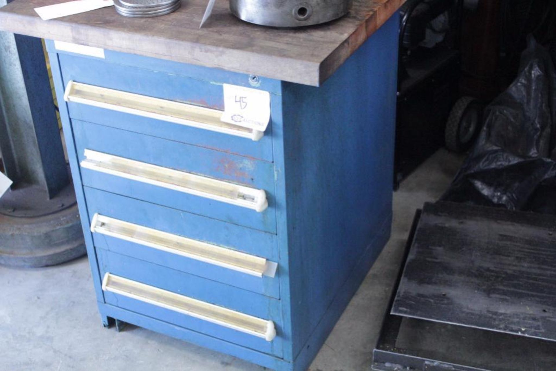 4 drawer tooling cabinet w/ hold down hardware