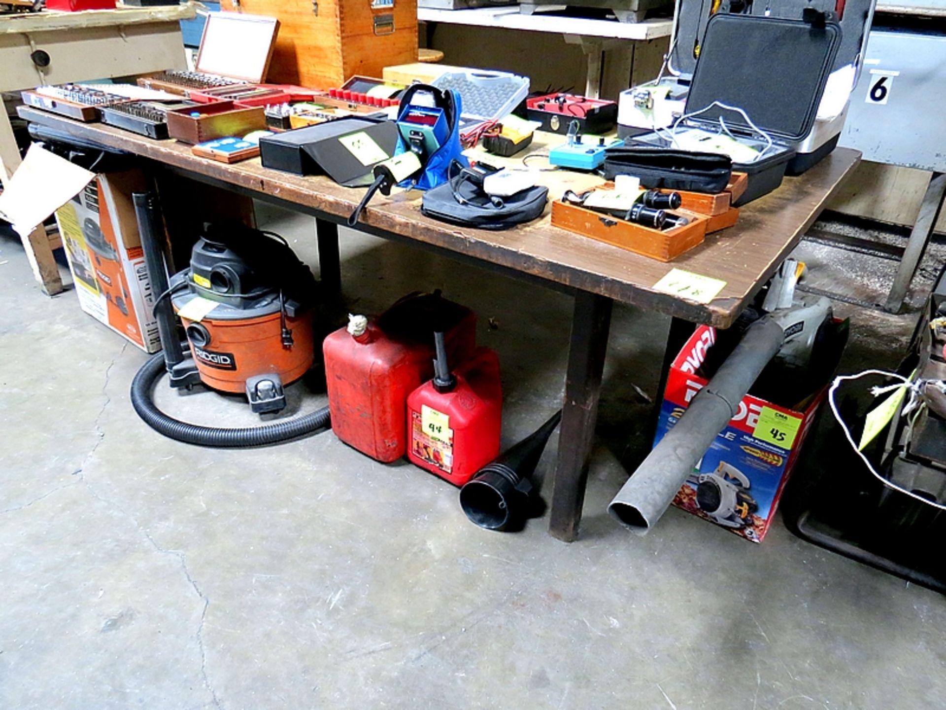 BROWN WOOD TABLE