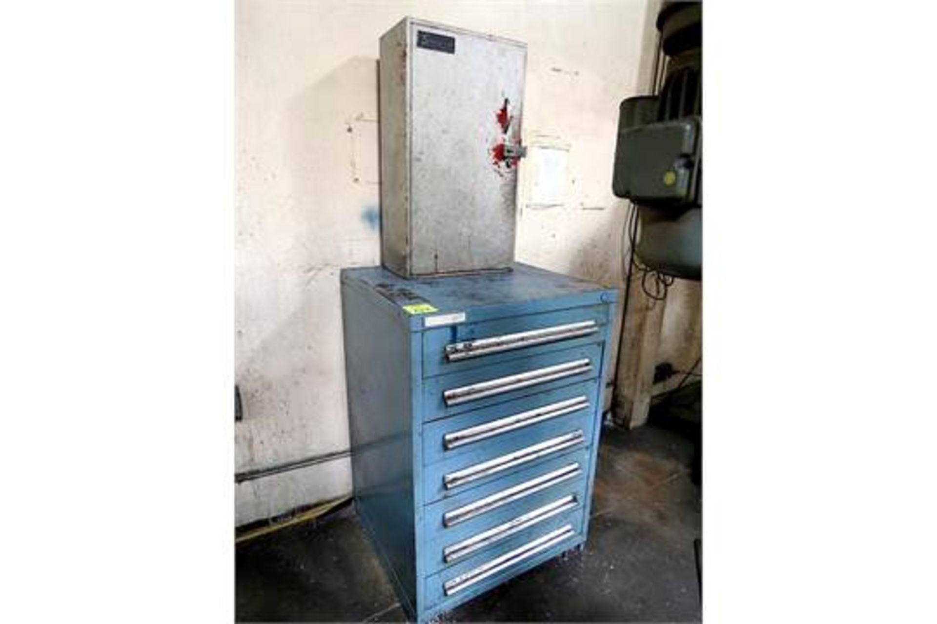 BLUE 7-DRAWER MACHINING CABINET WITH SNAP ON CABINET