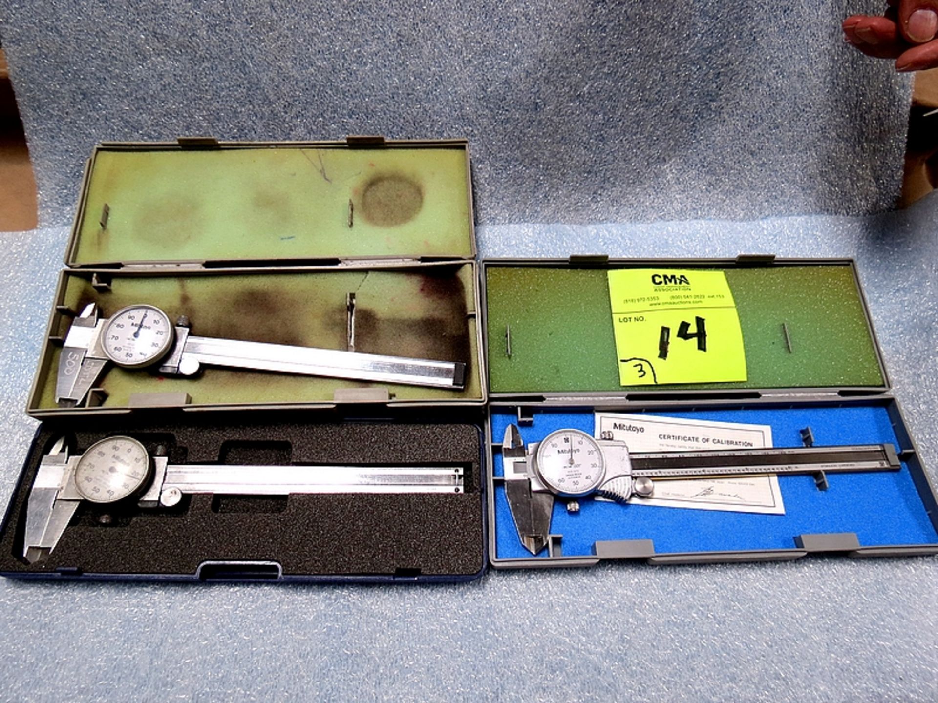 MITUTOYO DIAL CALIPERS 6"