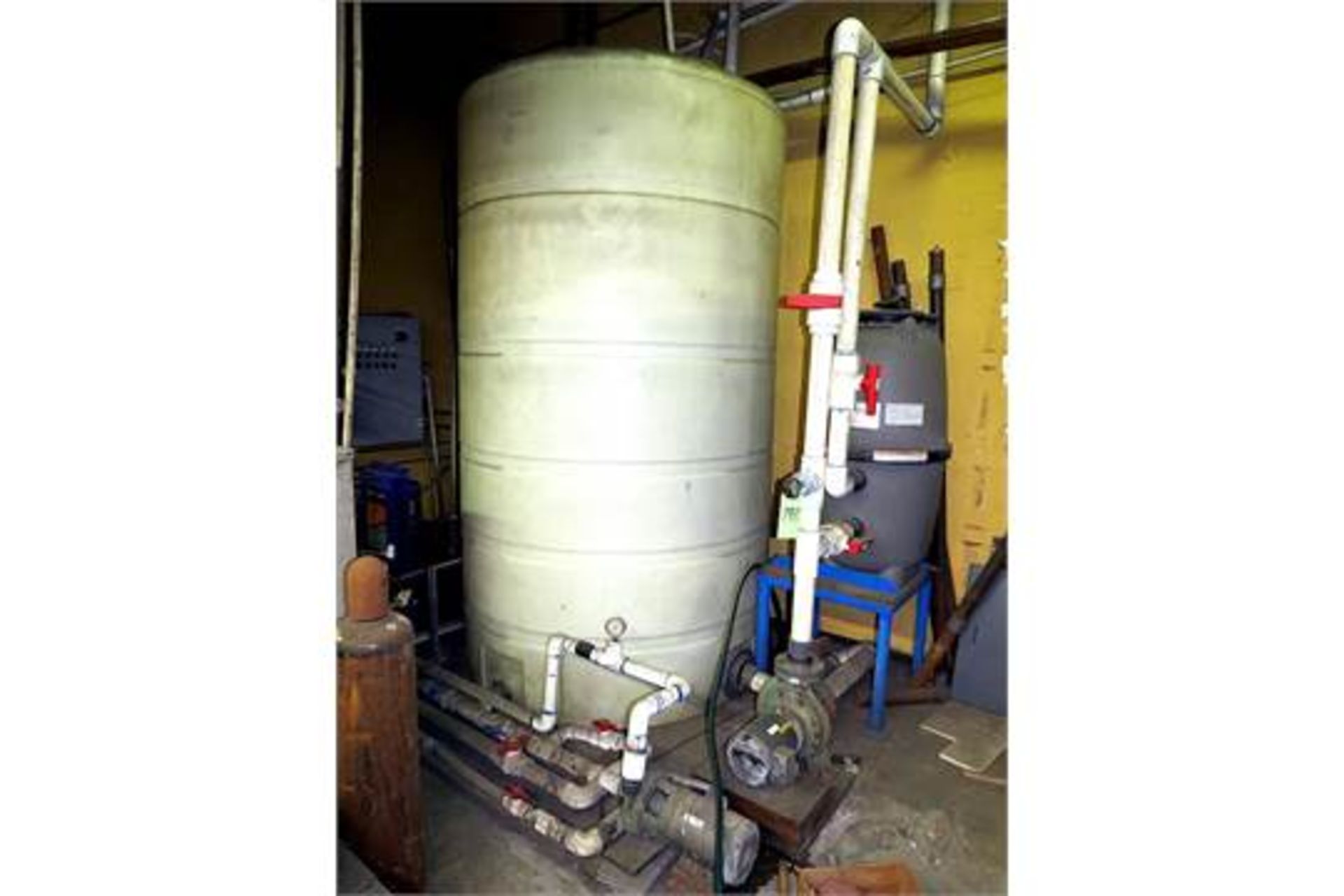 LOT APPROXIMATE 500 GAL WATER TANK WITH 2-PUMPS