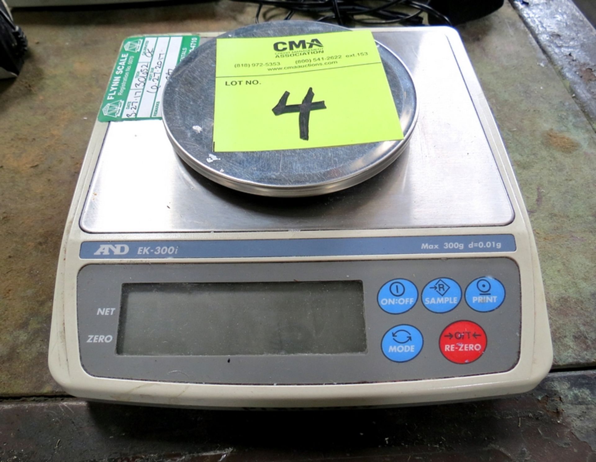 AND EK-300I DIGITAL SCALE