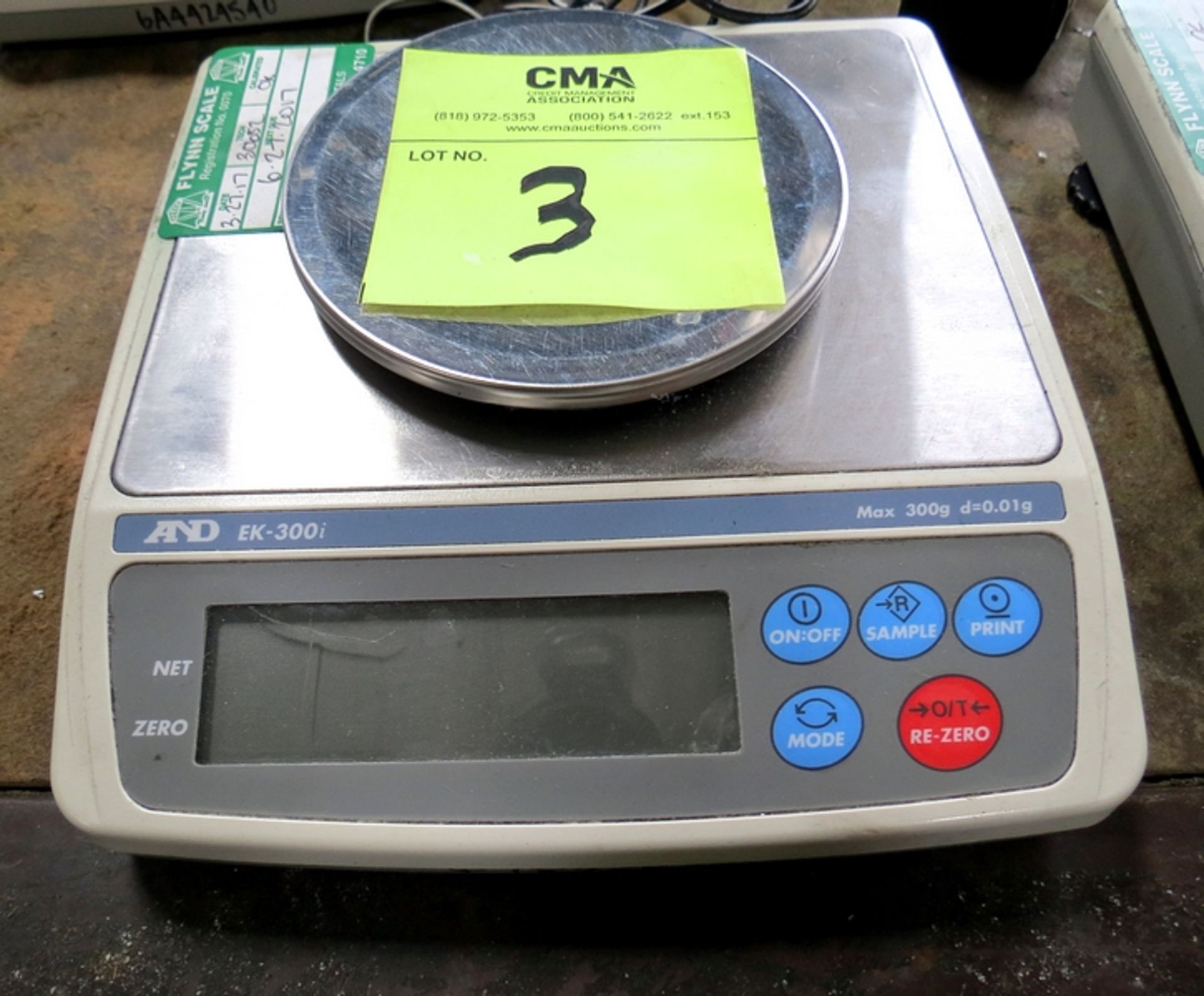 AND EK-300I DIGITAL SCALE