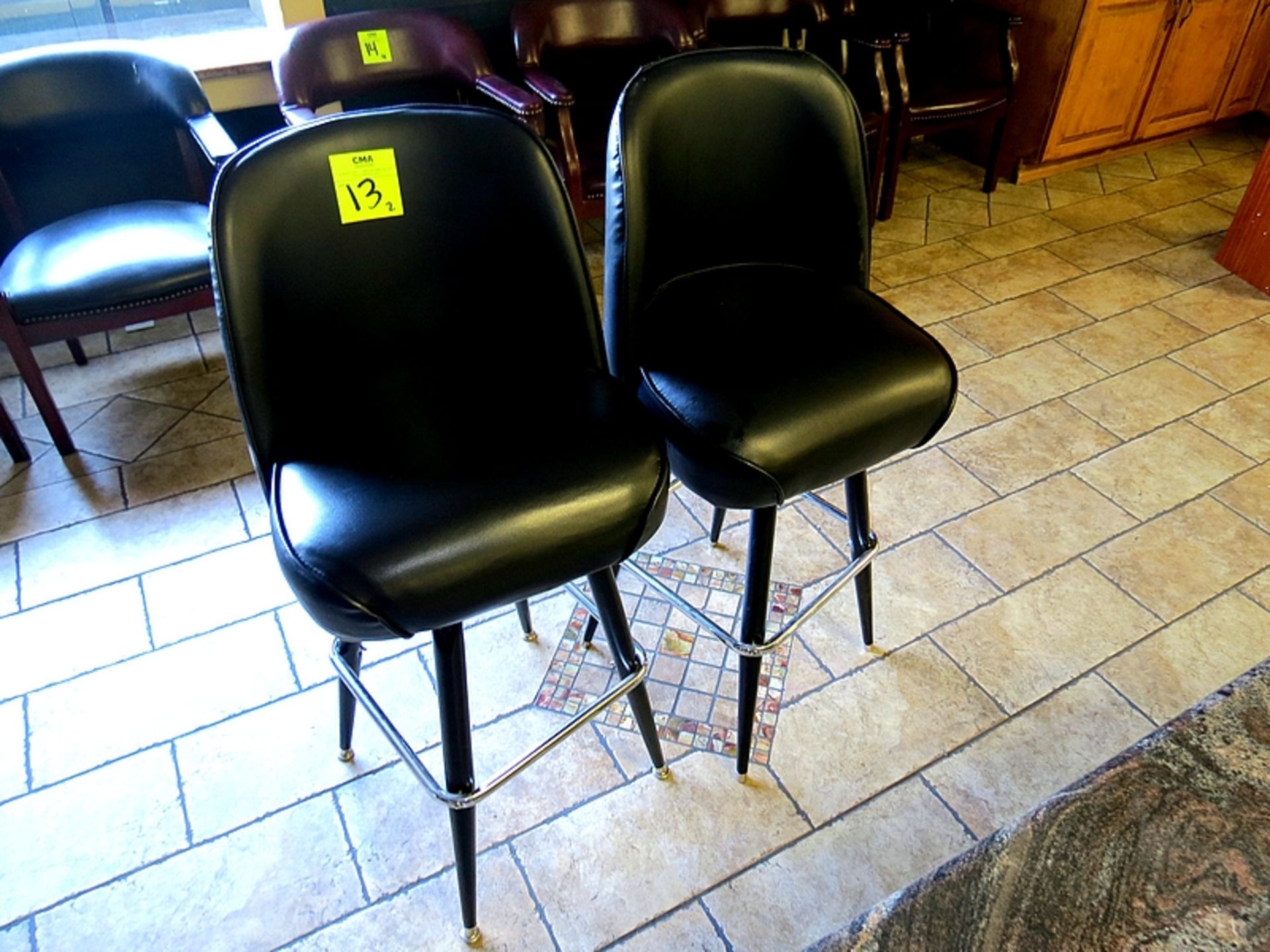 PLEATHER HIGH CHAIRS