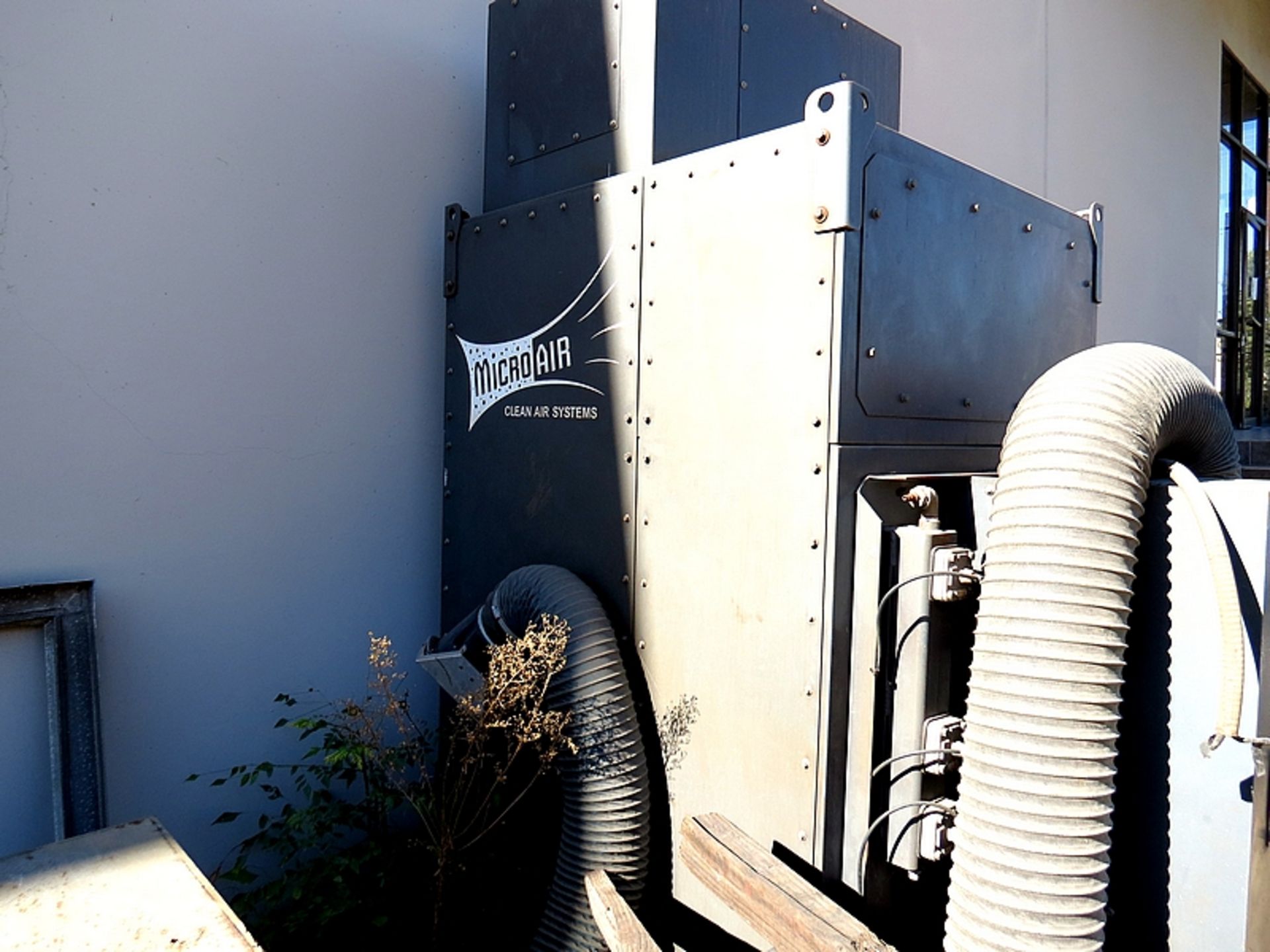 Micro Air Clean Air Dust Collector System - Image 4 of 4