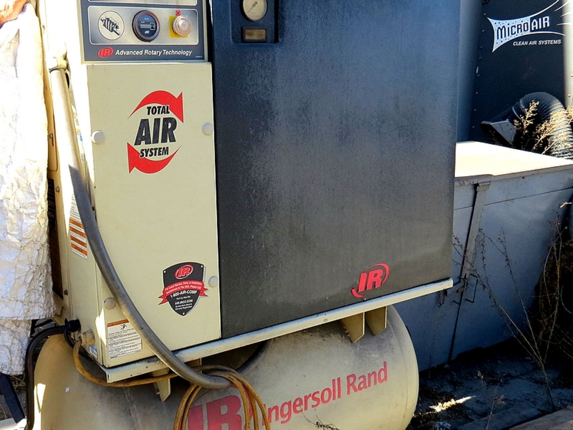 Ingersoll Rand UP6-7 Rotary Screw Compressor, 7.5-HP, 230V, 3-PHASE, 125 PSI, 3200-RPM, 60HZ, 80 GAL - Image 2 of 4