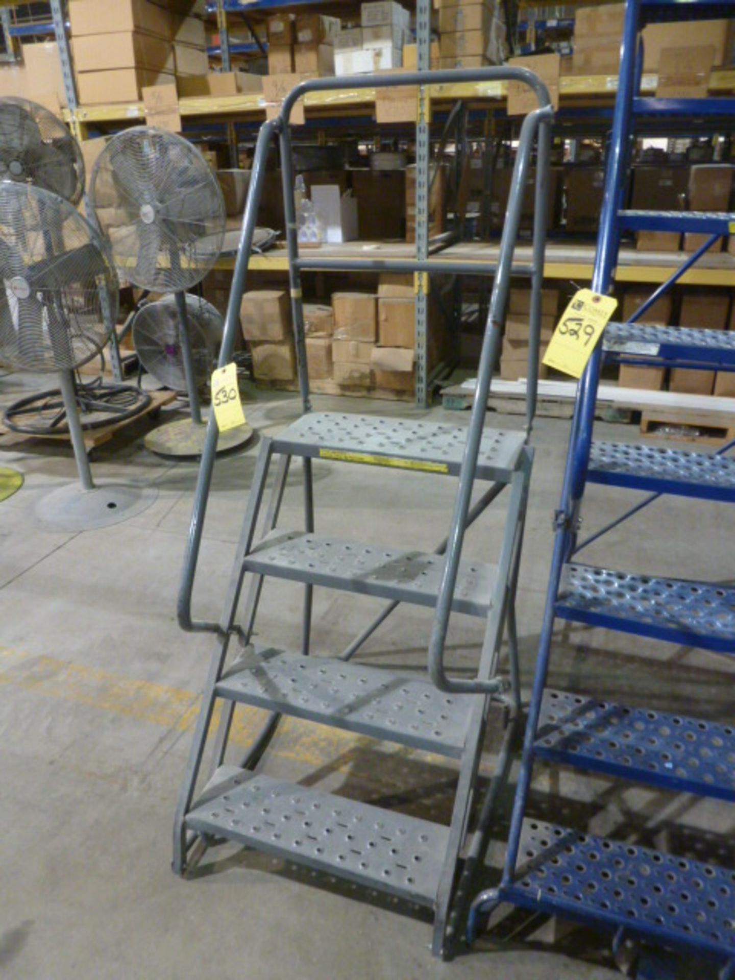 4-Step Rolling Warehouse Ladder