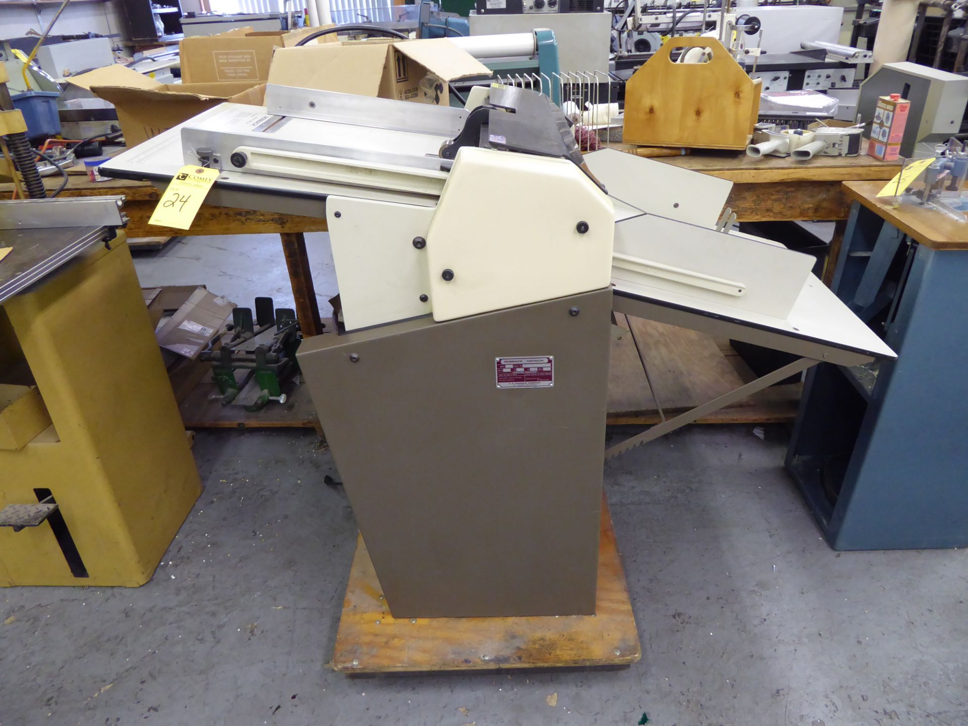 Rosback Perforator, m/n 220A, s/n 88909