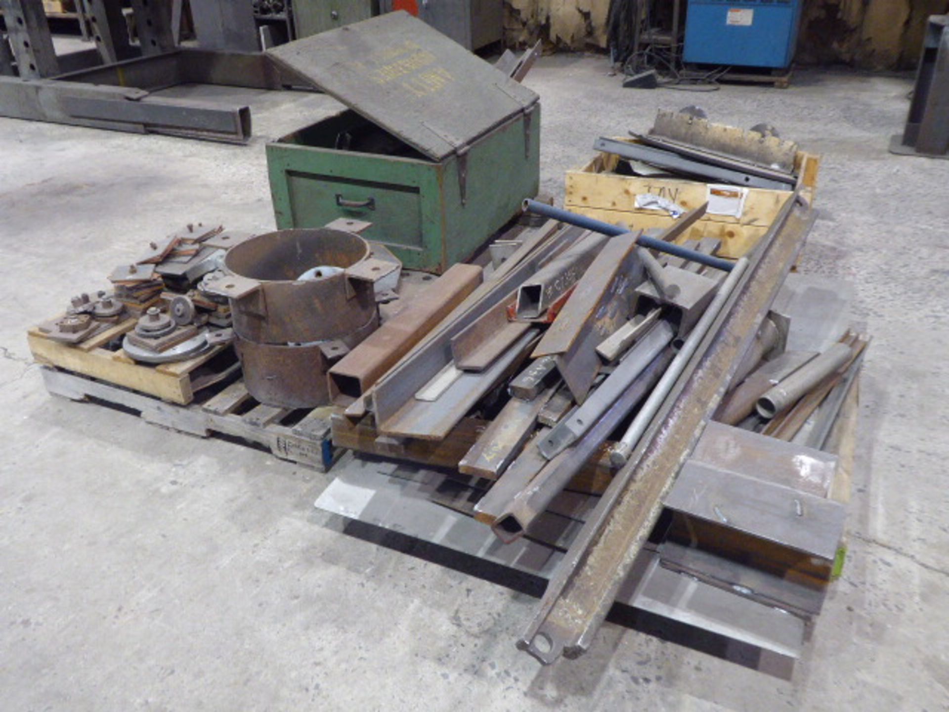 Asst. Flanges, Scrap Metal, Etc. (Lot) - Image 2 of 2