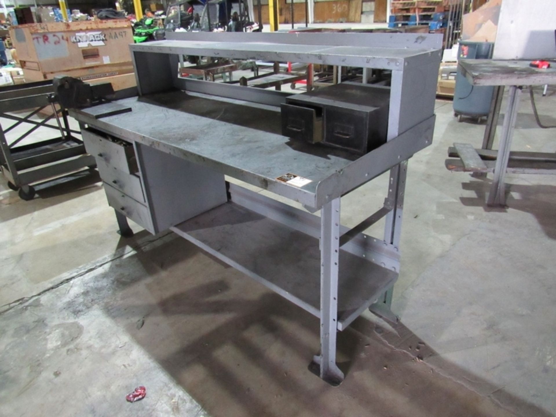 Work Bench- ***Located in Chattanooga TN*** MFR - Unknown 4" Record Table Vise 6' x 2'4" 3' Tall - Image 2 of 10