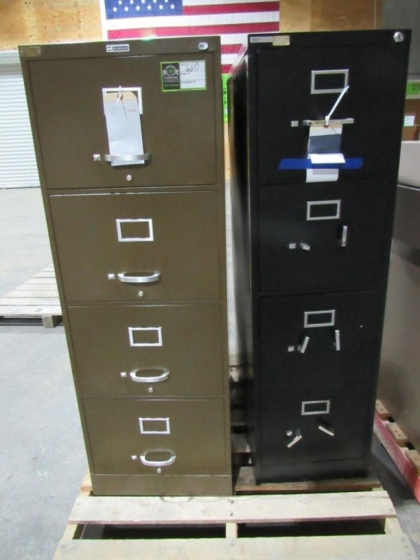 (qty - 2) Filing Cabinets- ***Located in Chattanooga, TN*** 10% Buyers Premium (1) 15" x 25" x