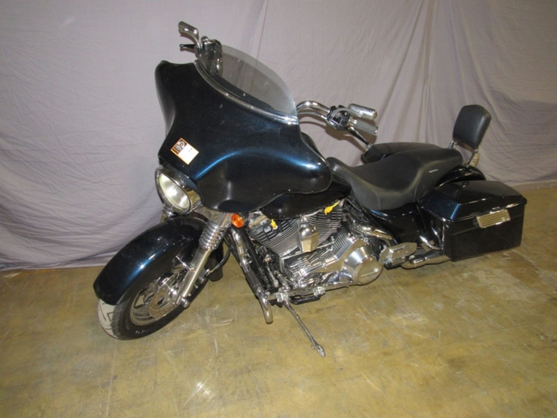 1999 Harley Davidson FLHTCUI Ultra Classic Location: Chattanooga TN Year: 1999 Make: Harley Davidson - Image 2 of 10