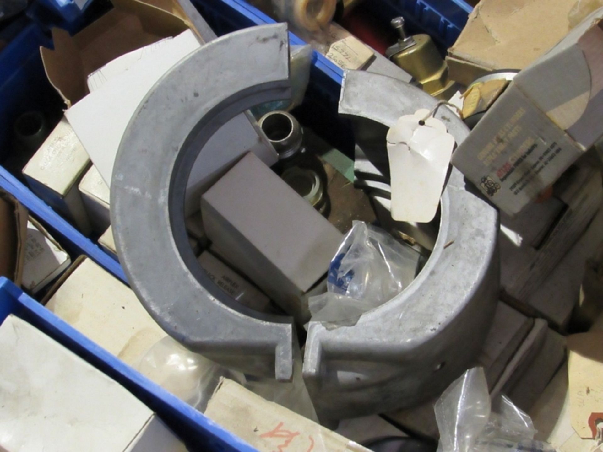 Valve Seal Kits, Breakers and Breaker Parts- ***Located in Sevierville TN*** (8) Breakers MFR - ABB, - Image 3 of 6