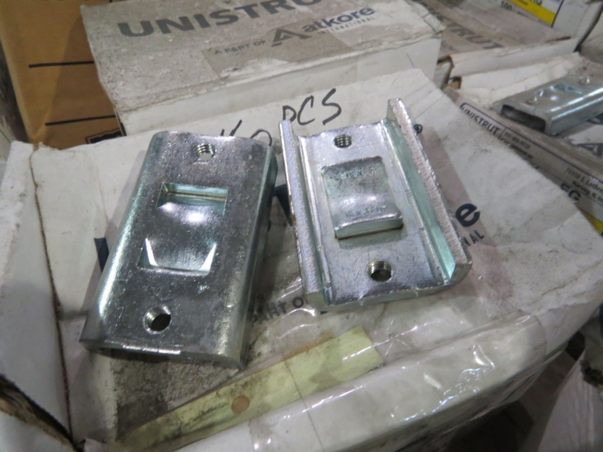 Square Washers and Flat Plates- ***Located in Cleveland, TN*** MFR - Unistrut (approx 100) 2 Hole - Image 10 of 10