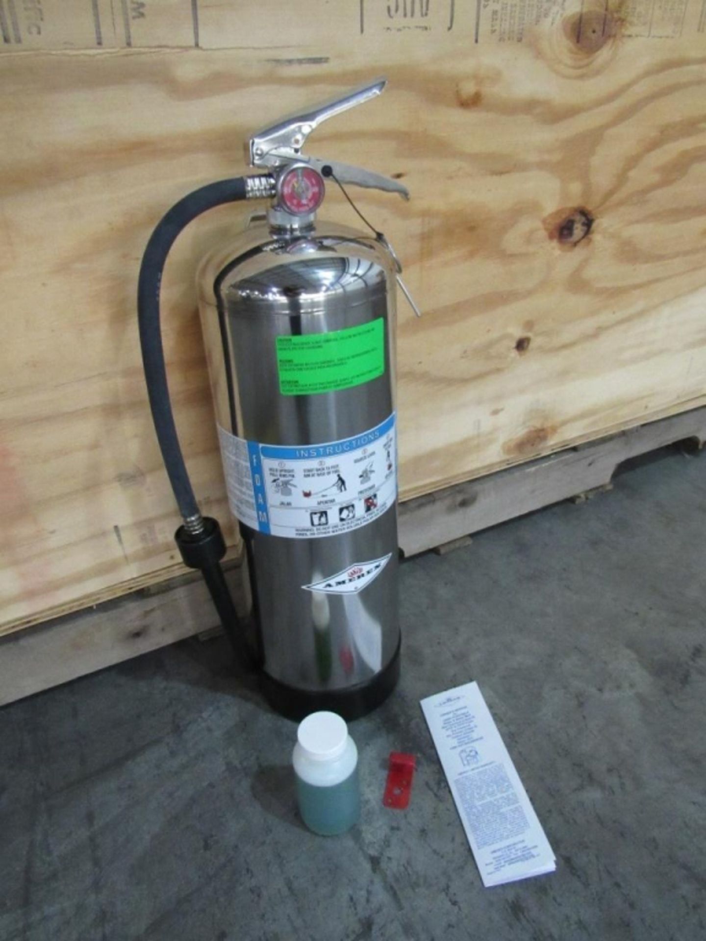 (qty - 36) *NEW* Foam Fire Extinguishers- ***Located in Cleveland, TN*** MFR - Amerex 2 1/2 gal./ - Image 4 of 8