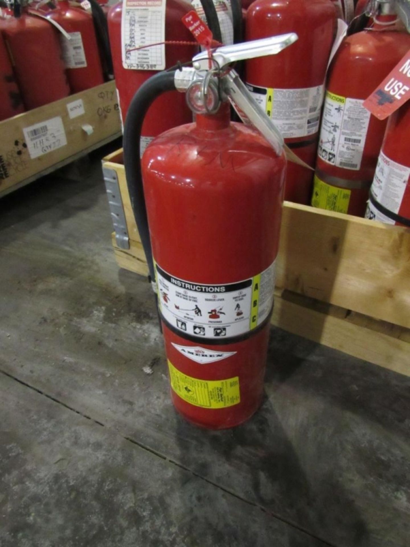 (qty - 29) Fire Extinguishers- ***Located in Cleveland, TN*** MFR's - Amerex, Dilling, Ansul 28 lbs - Image 2 of 7