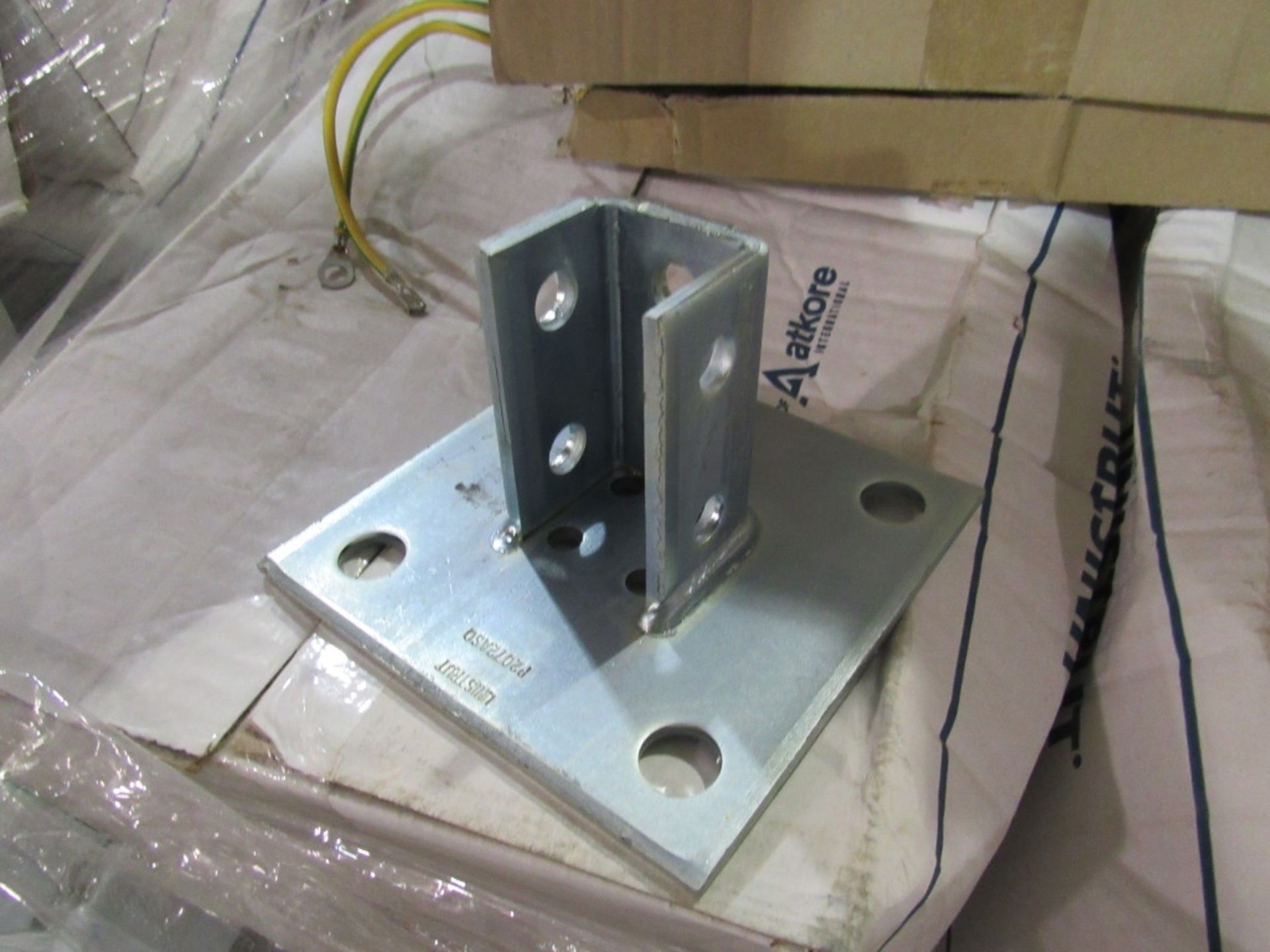 Mounting Brackets and Blanking Panels- ***Located in Cleveland, TN*** (approx 300) Mounting Brackets - Image 4 of 10