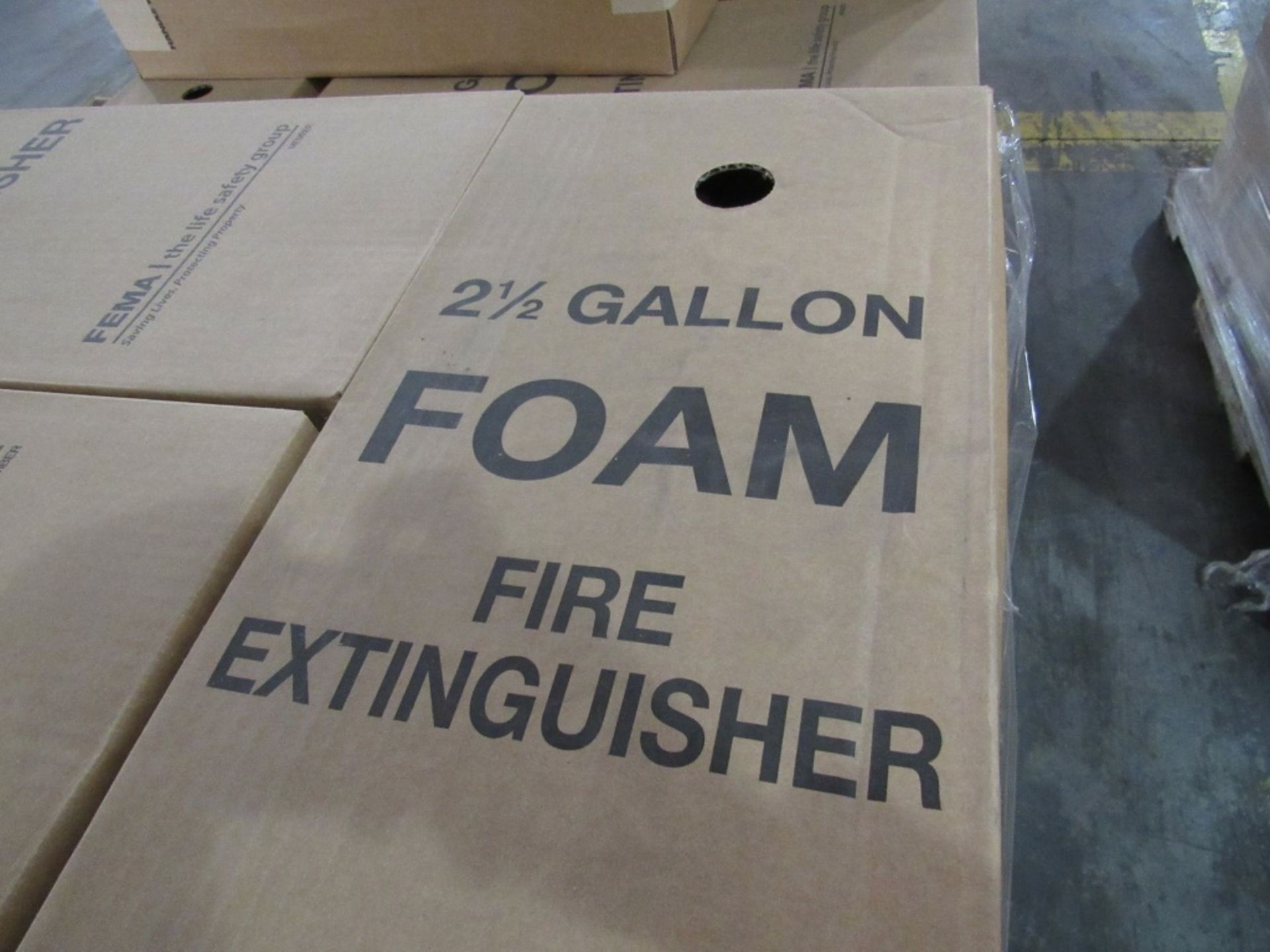 (qty - 36) *NEW* Foam Fire Extinguishers- ***Located in Cleveland, TN*** MFR - Amerex 2 1/2 gal./ - Image 2 of 8