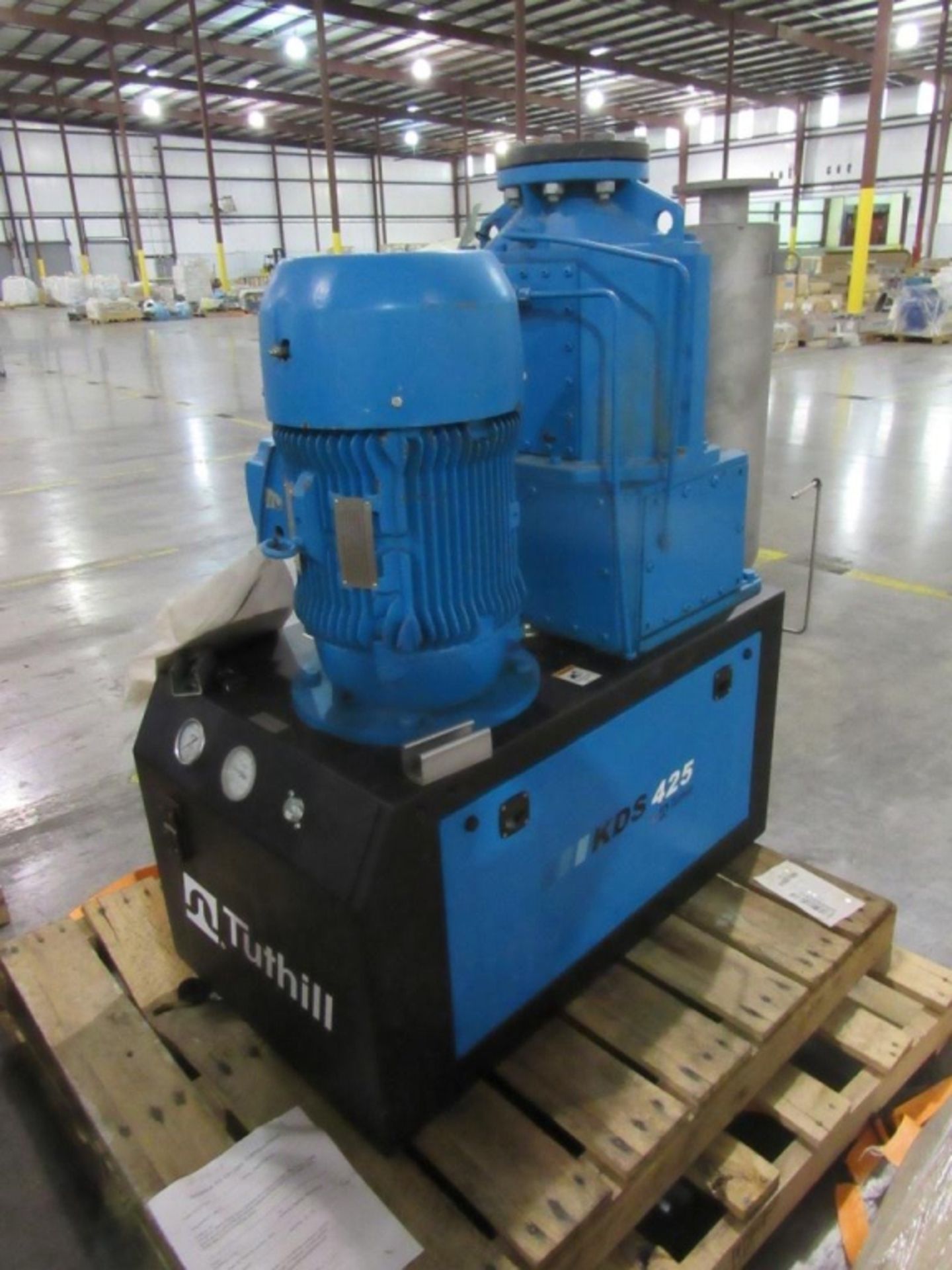 Tuthill KDS 425 Screw Vacuum Pump- ***Located in Cleveland, TN*** MFR - Tuthill Model - KDS 425 - Image 2 of 8