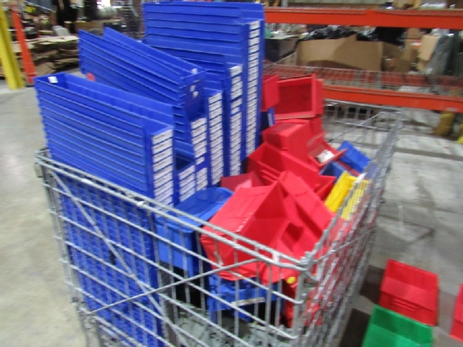 (approx qty - 300) Organizational Bins- ***Located in Chattanooga, TN*** MFR - Unknown Sizes Range - Image 4 of 7