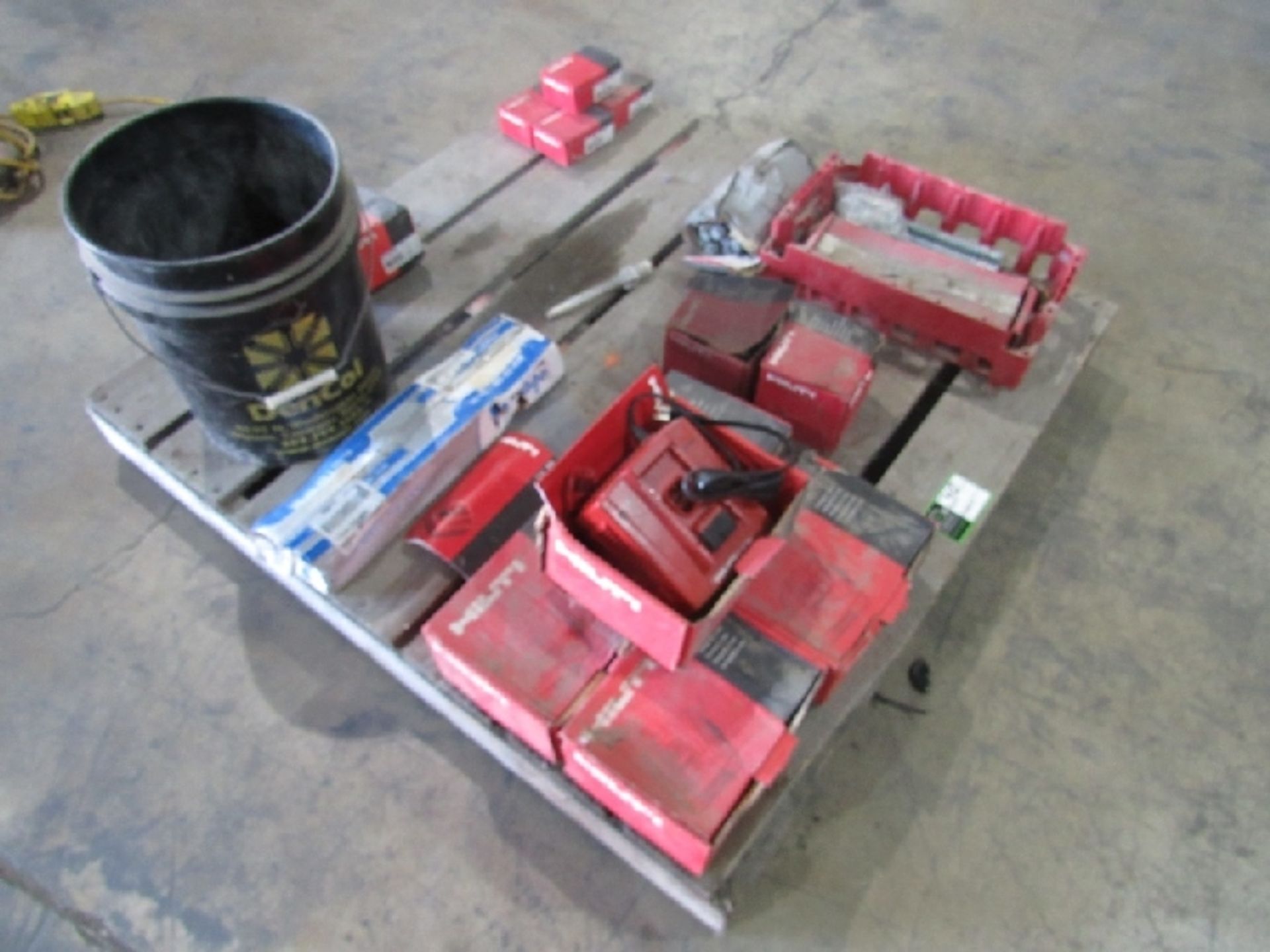 Hilti Hardware, Batteries and Chargers- ***Located in Chattanooga, TN*** (2) Battery Packs MFR - - Image 2 of 10