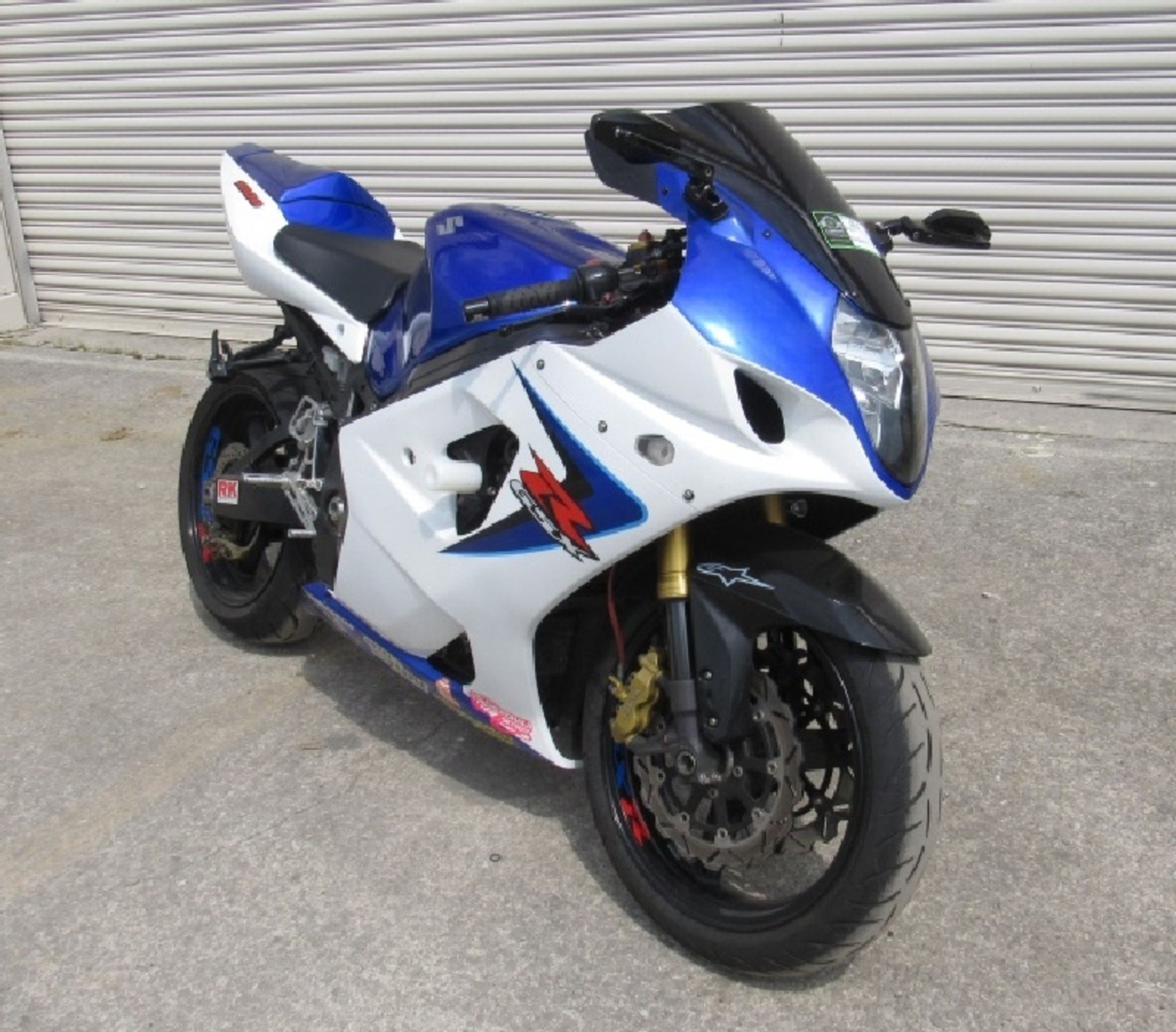 2003 Suzuki GSXR 1000 Location: Chattanooga TN Year: 2003 Make: Suzuki Model: GSXR 1000 VIN: