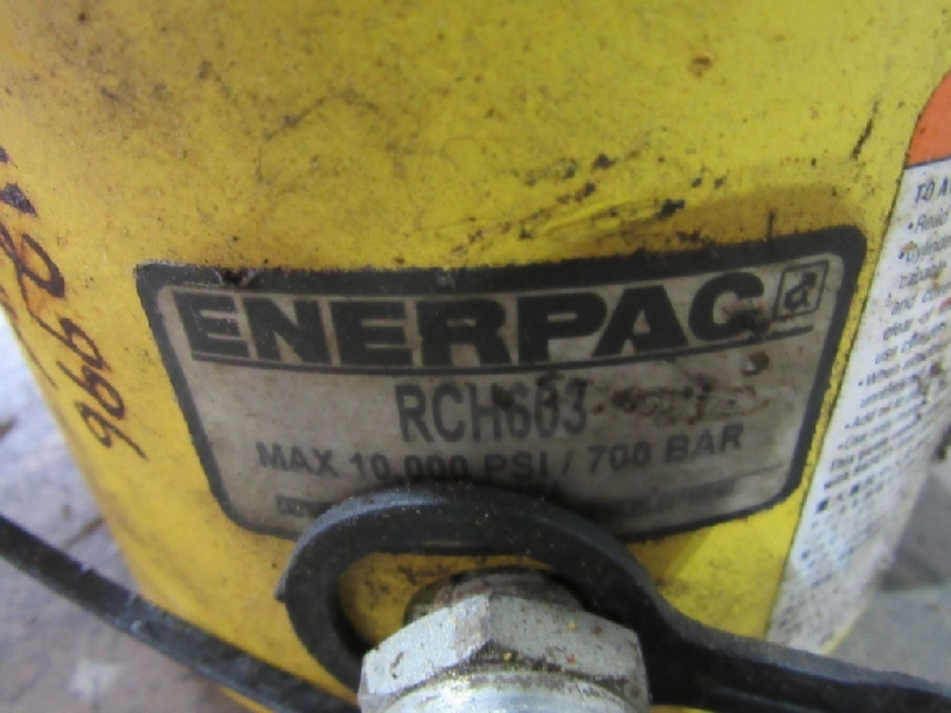 Hydraulic Jack- ***Located in Chattanooga, TN*** MFR - Enerpac Model - RCH603 10,000 PSI 700 BAR ** - Bild 7 aus 7