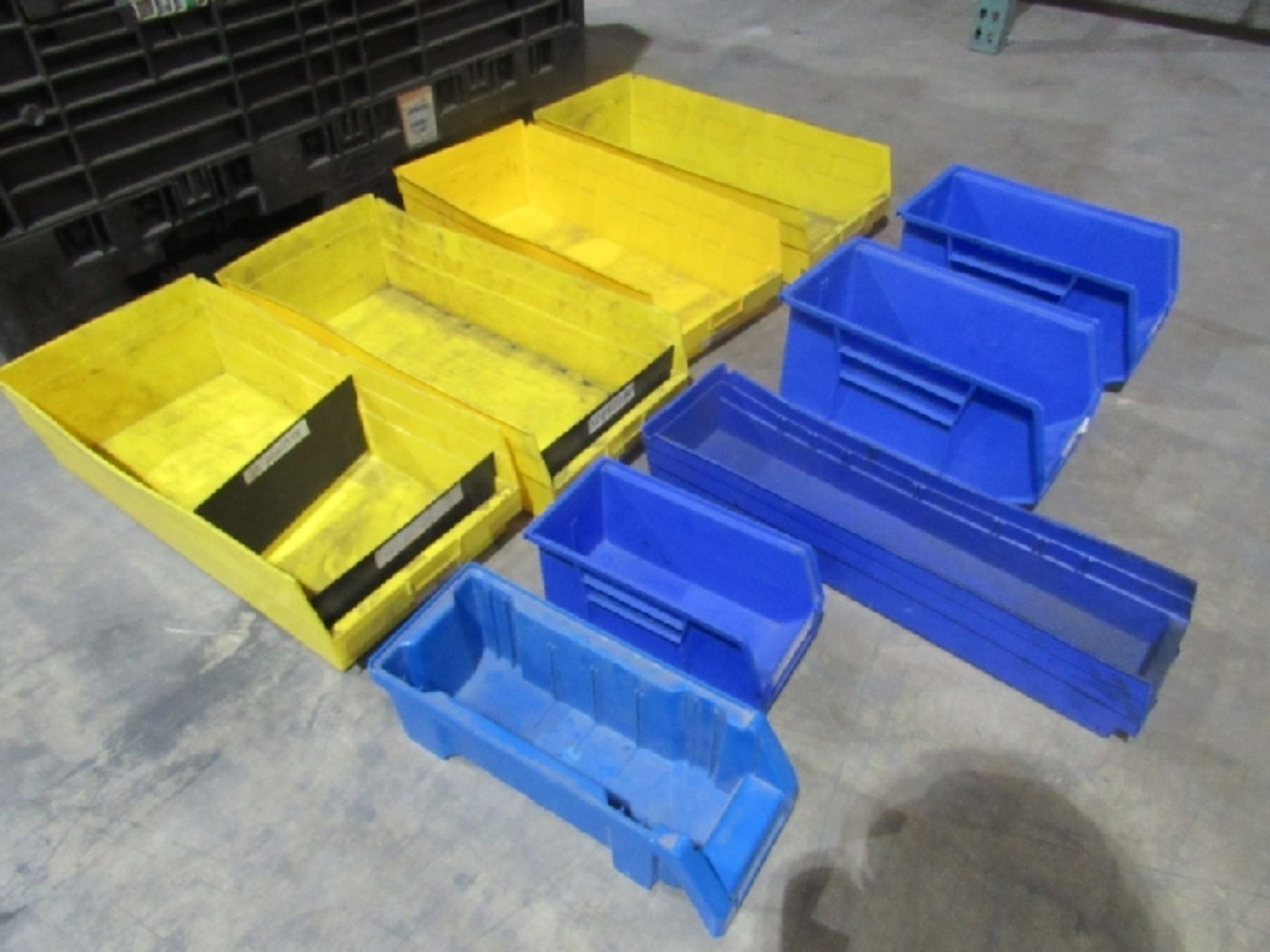 (approx qty - 45) Organizational Bins- ***Located in Chattanooga, TN*** MFR - Unknown Sizes Range - Image 6 of 6