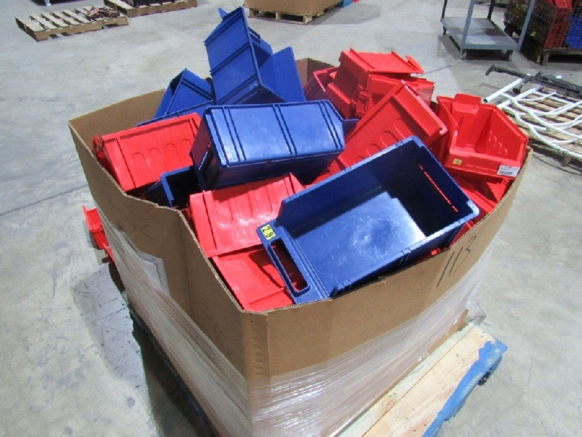 (approx qty - 45) Organizational Bins- ***Located in Chattanooga, TN*** MFR - Unknown Sizes Range - Image 3 of 6