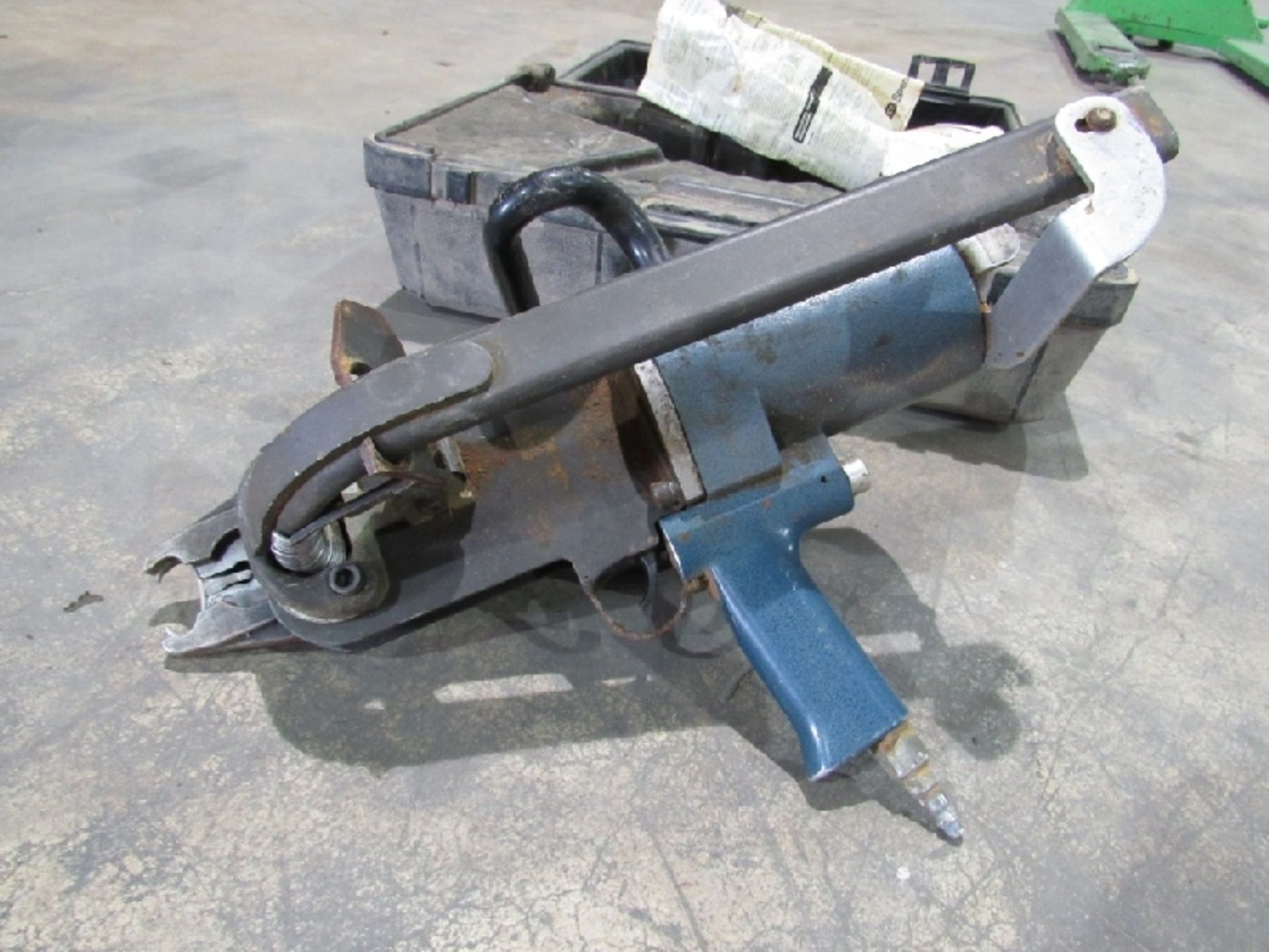 Pneumatic Hog Ring Gun- ***Located in Chattanooga, TN*** MFR - Stanley Model - SC50 - Bild 5 aus 8