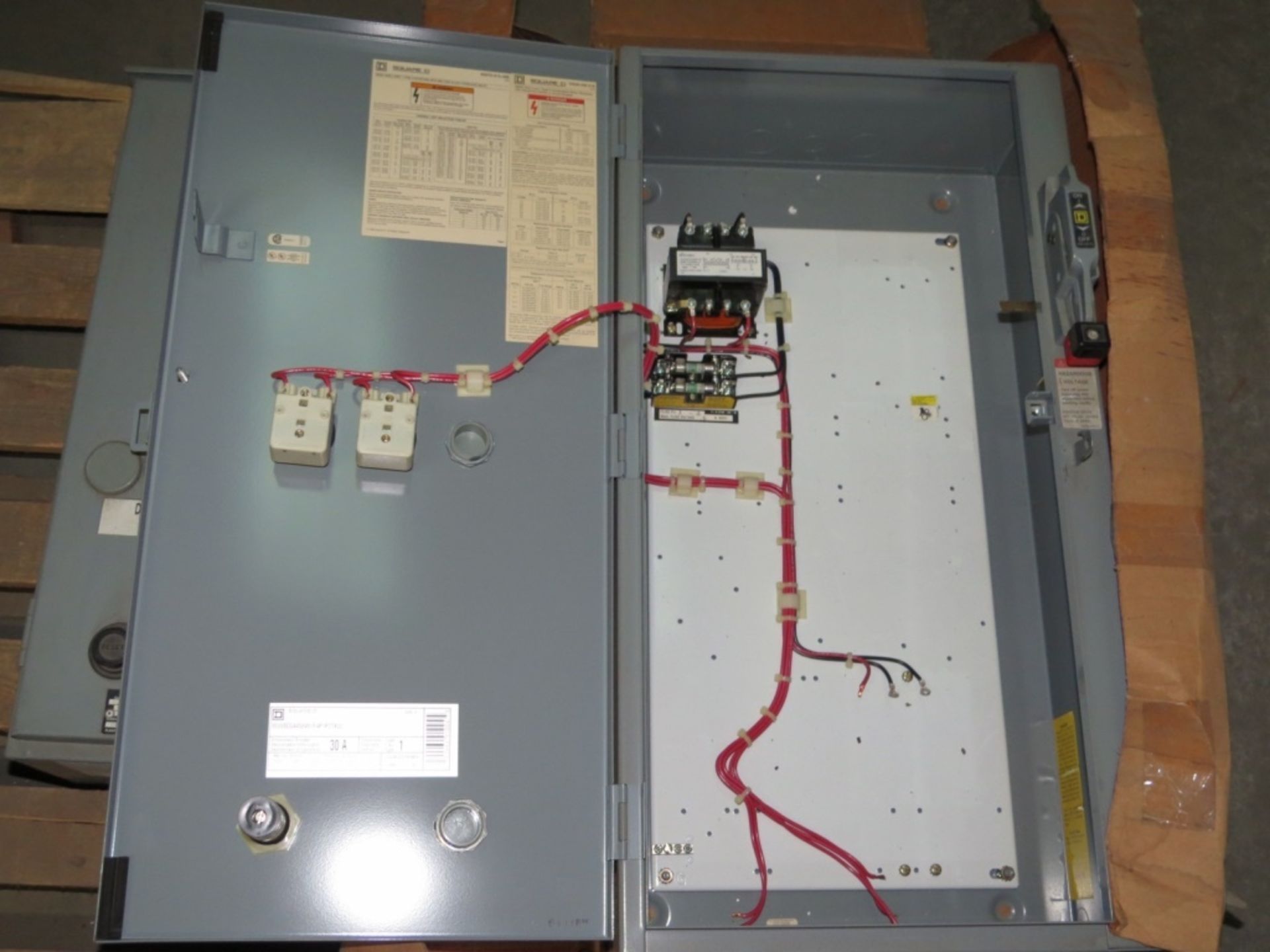 (qty - 2) Incomplete Square D Combo Motor Starter - Image 3 of 9