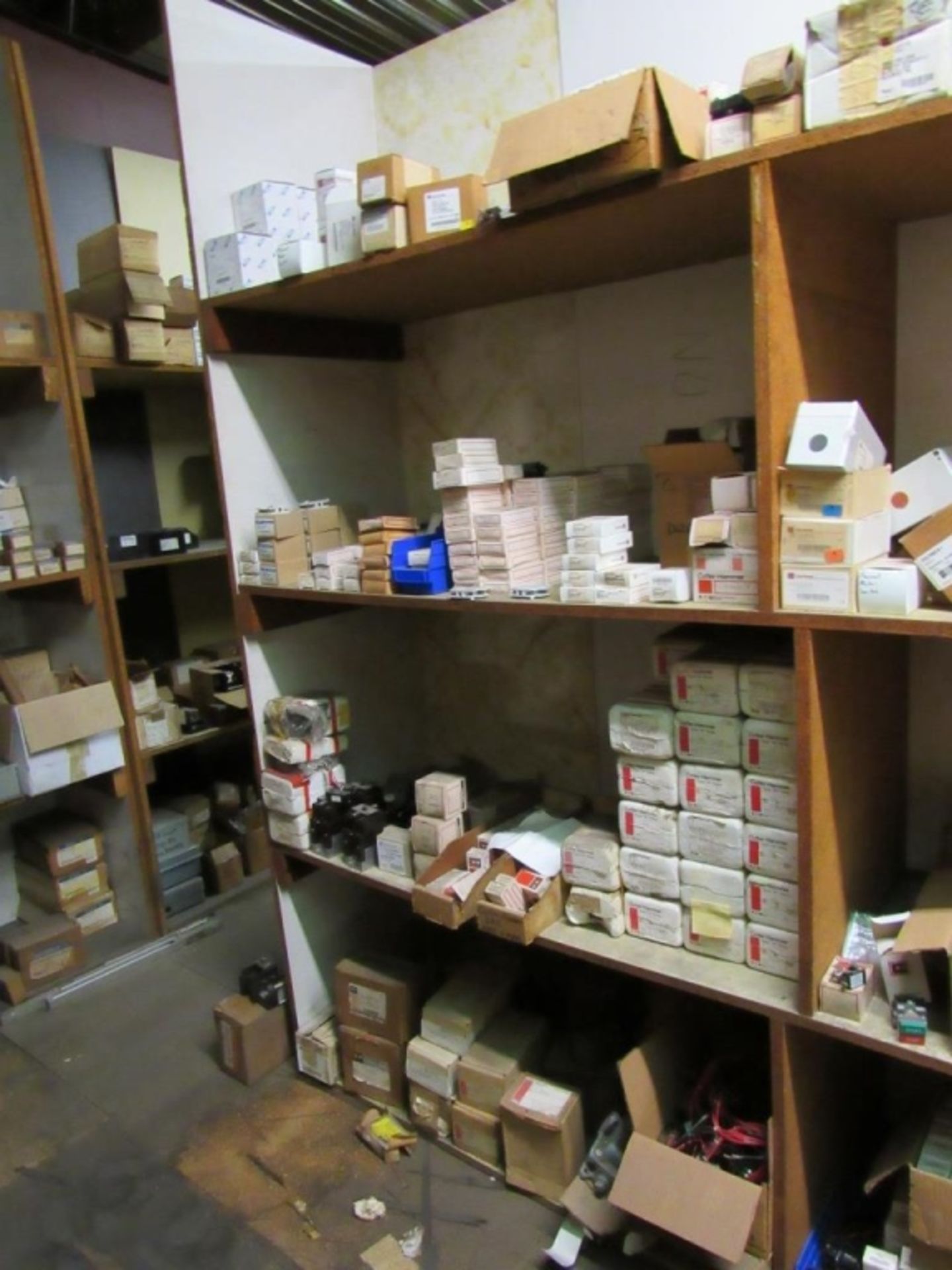 Shelving Units and Contents- - Image 27 of 34