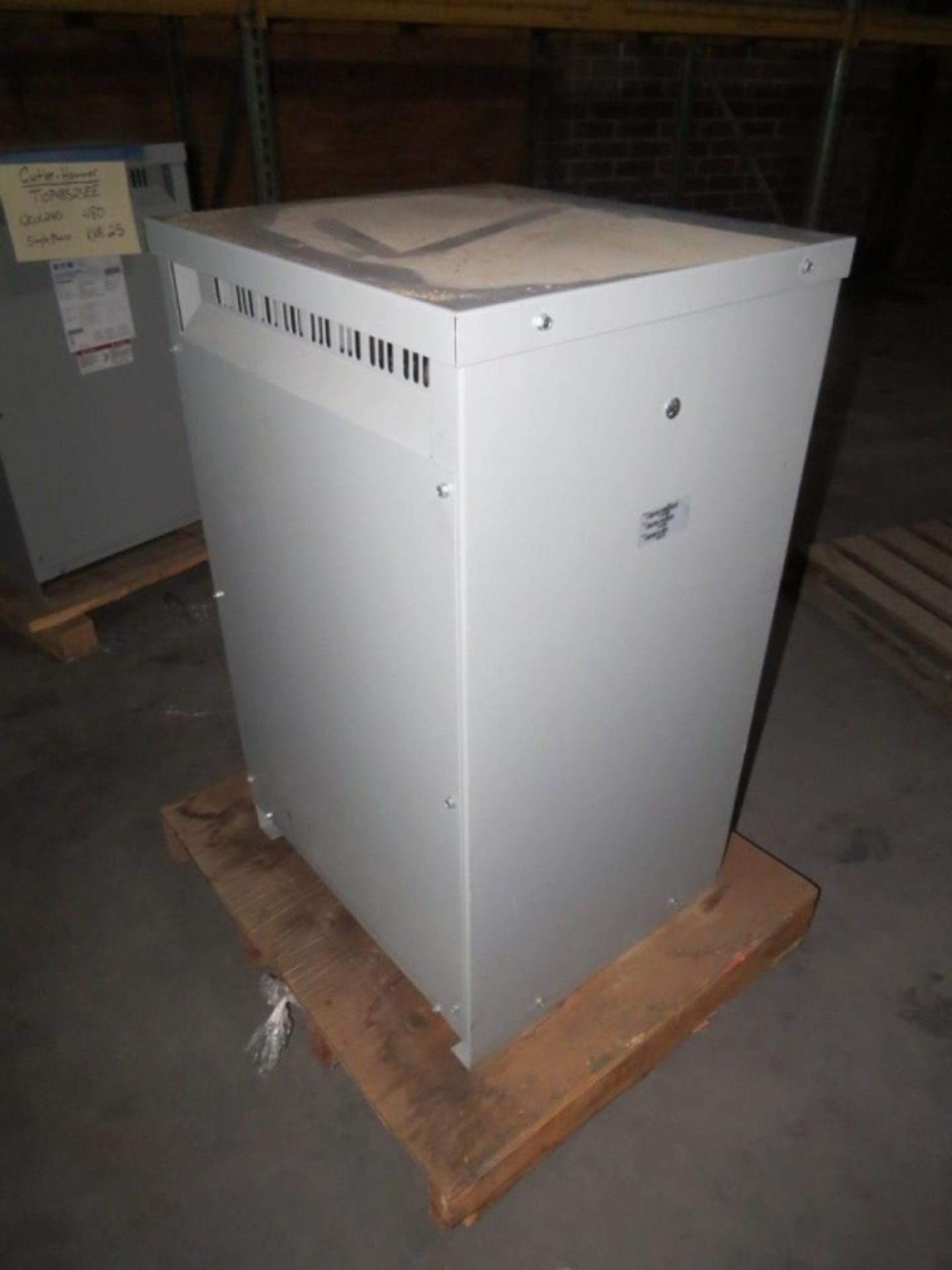 Cutler - Hammer 25 KVA Transformer- - Image 2 of 4