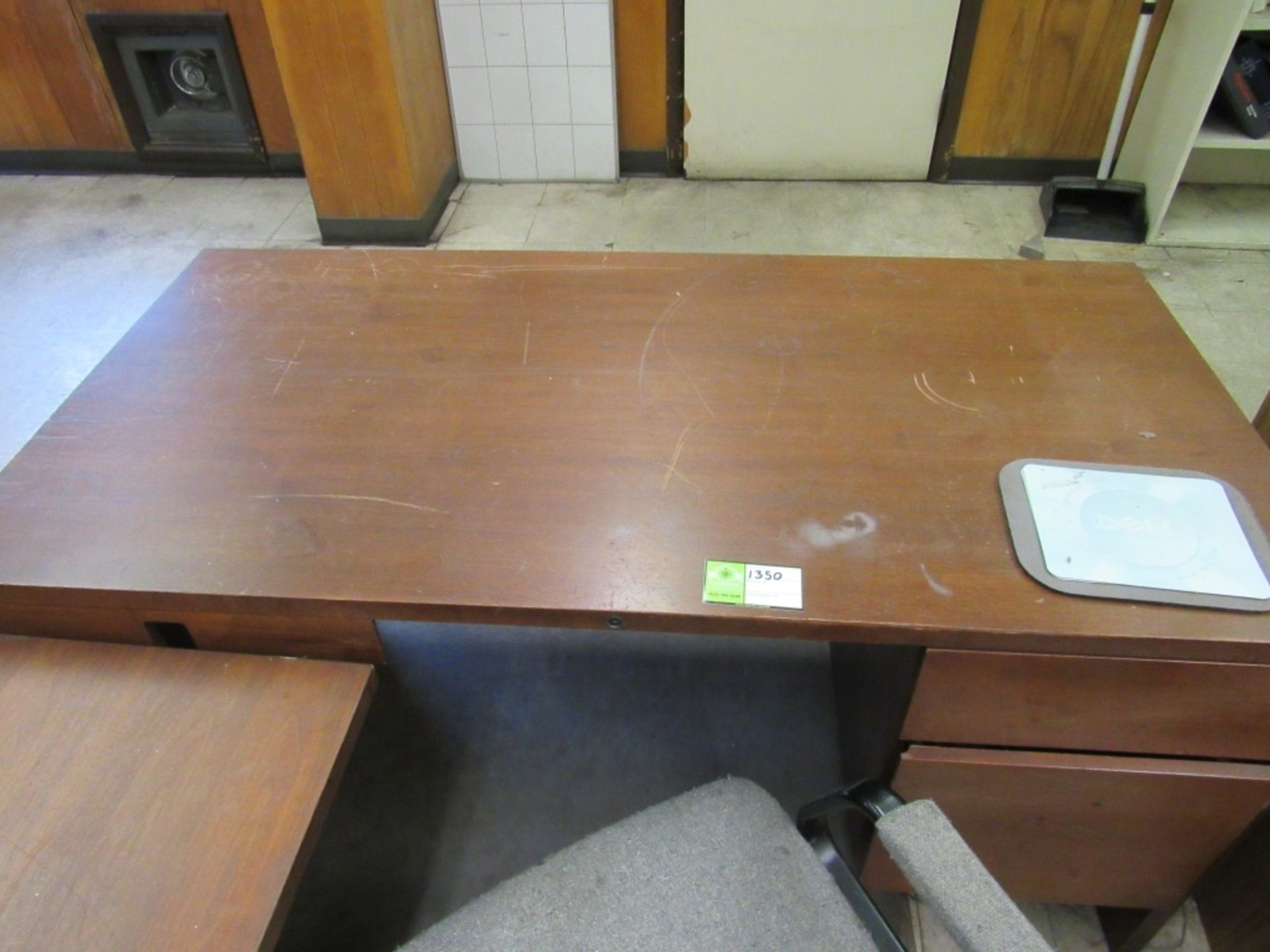 L Shaped Desk, Contents, and Chair- - Image 2 of 5