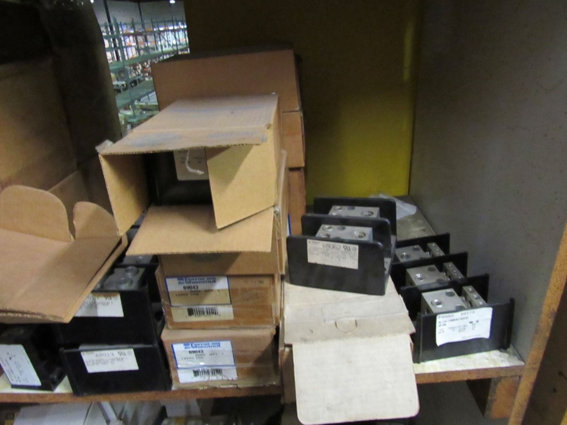 Shelving Units and Contents- - Image 16 of 39