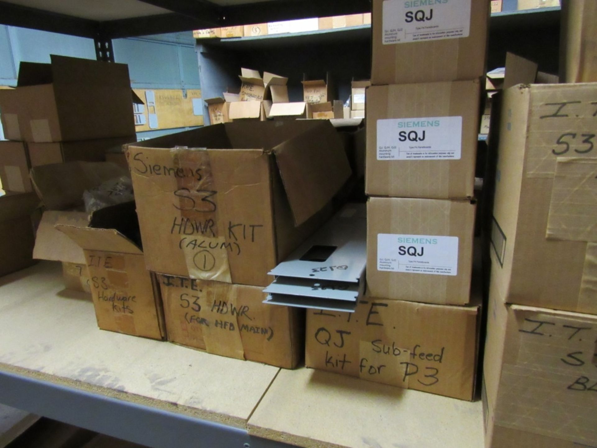 Contents of Shelving Unit- - Image 5 of 20
