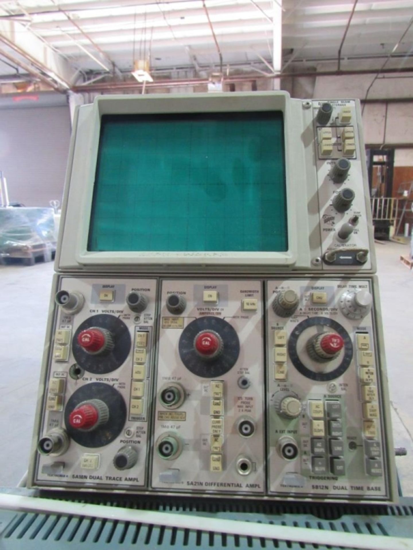 (qty - 2) Oscilloscope- - Image 8 of 15