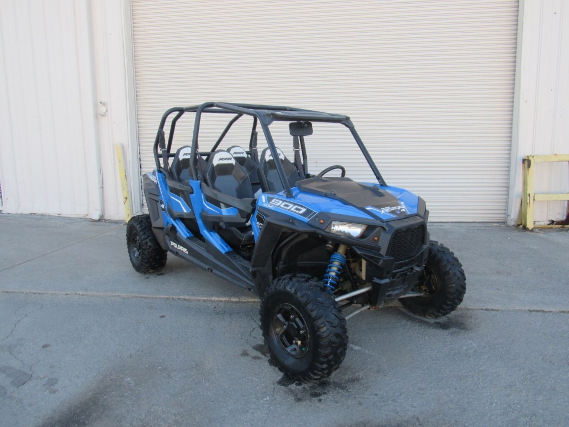 2015 Polaris RZR 900-