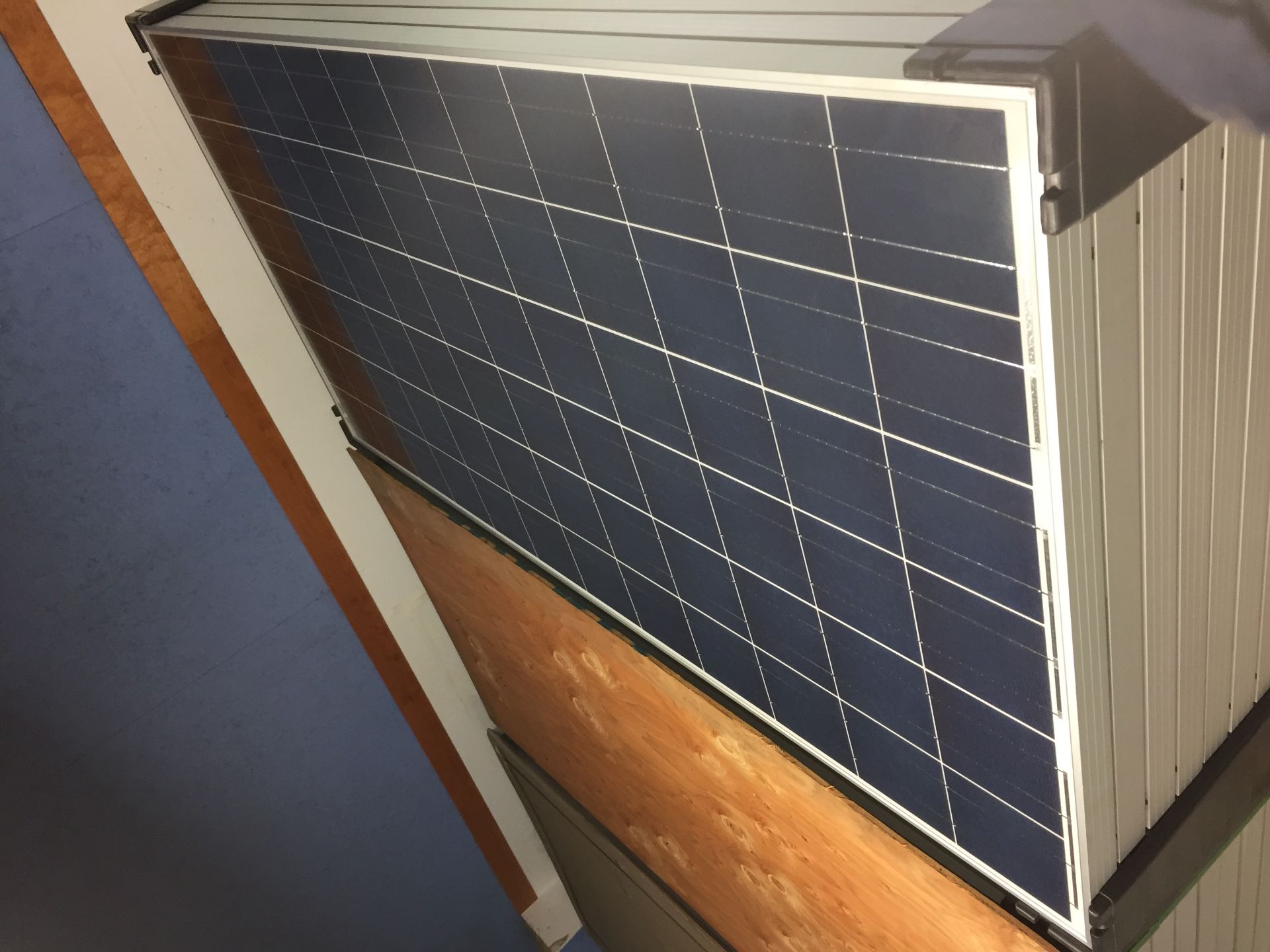 LOT OF (20) 295 WATT SOLAR PANELS - (BIDDING IS PER PANEL MULTIPLIED BY 20) - Image 4 of 4