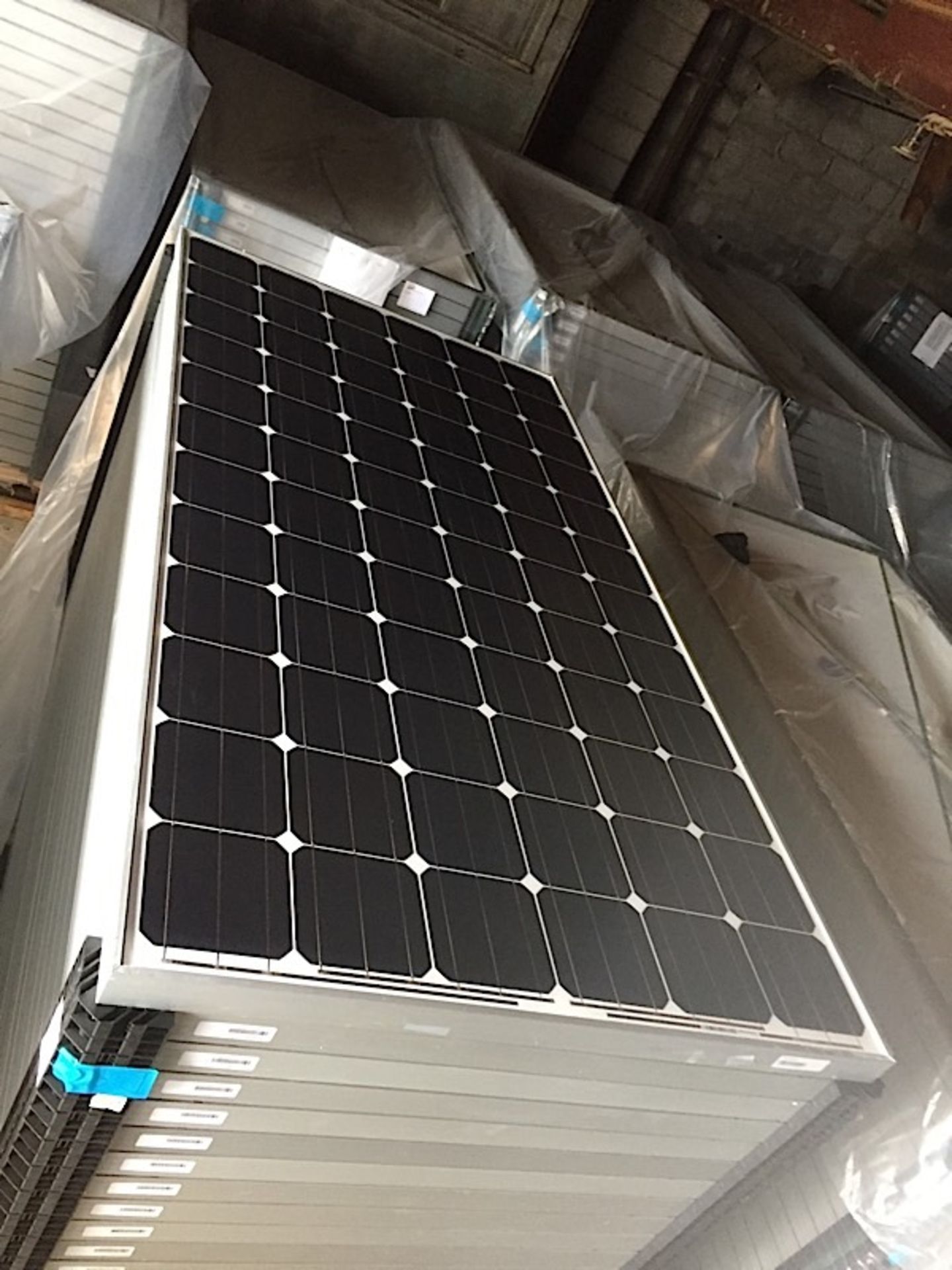 LOT OF (20) 320 WATT SOLAR PANELS - (BIDDING IS PER PANEL MULTIPLIED BY 20)