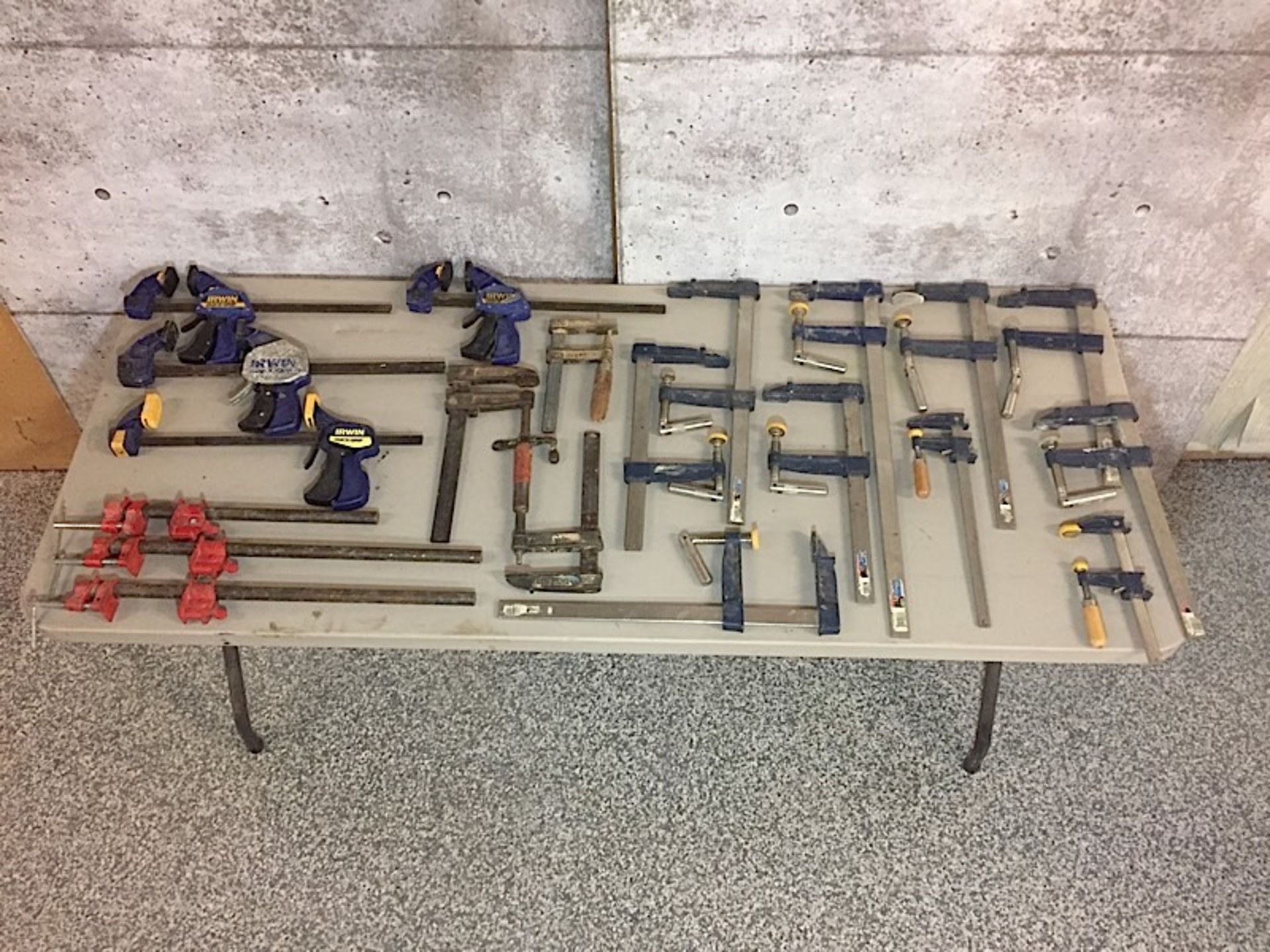 LOT OF CLAMPS