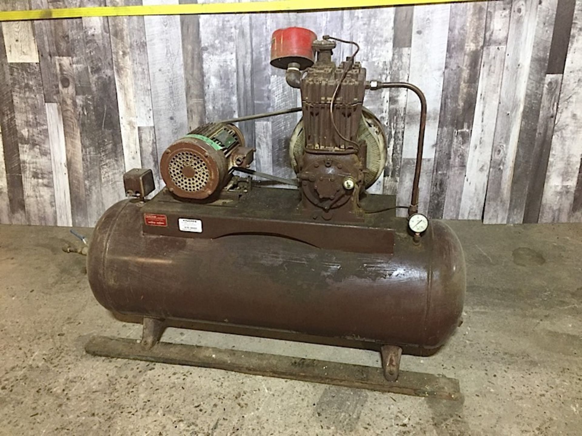 CAMERON 5HP AIR COMPRESSOR - 600V 3 PHASE