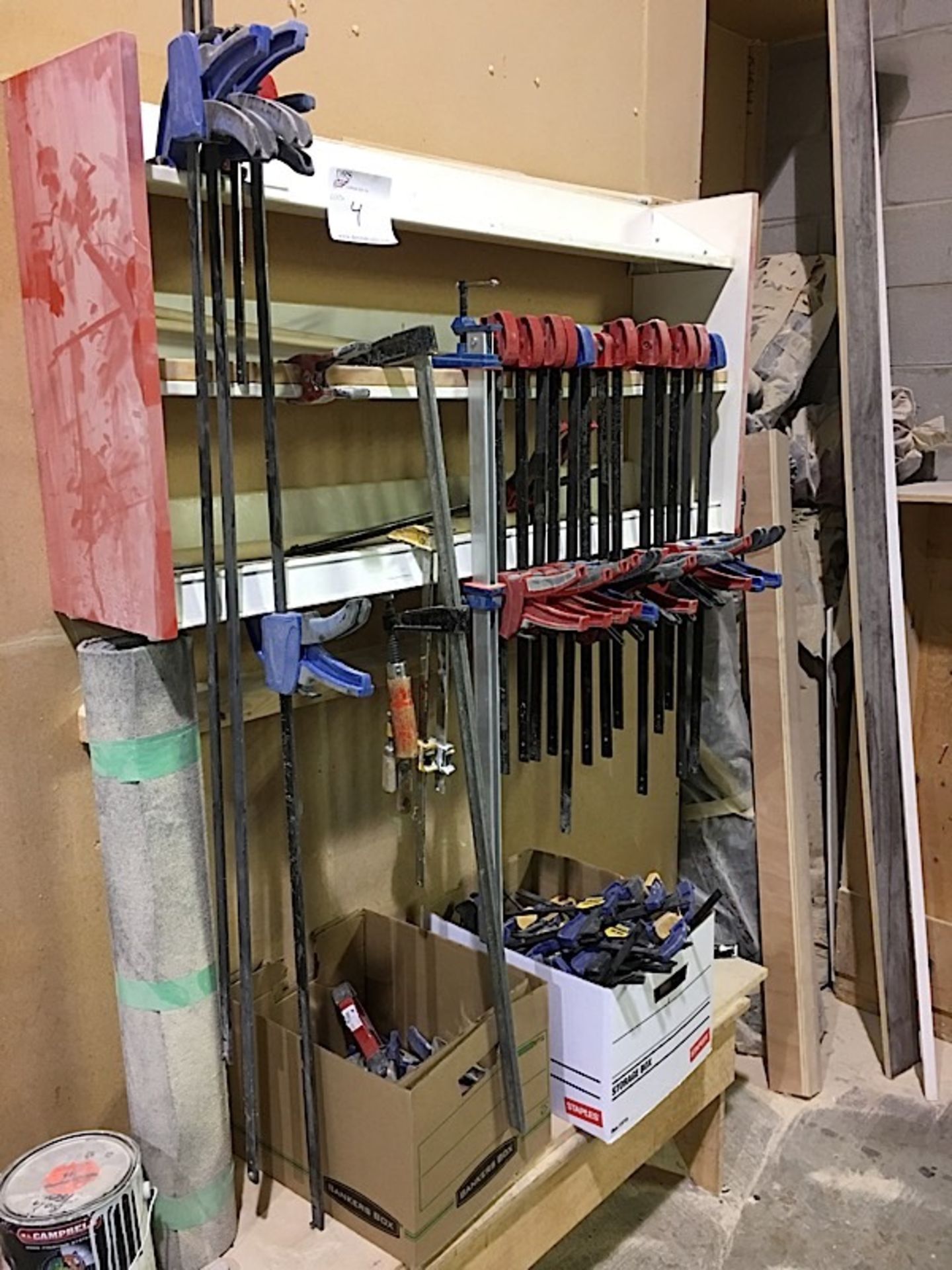 LOT OF CLAMPS