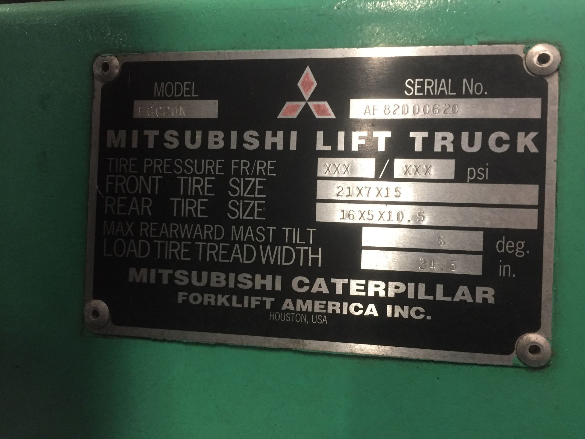 MITSUBISHI (MODEL #FGG20K) 4,000LBS LP PROPANE 3 STAGE FORKLIFT - SERIAL #AF 82D00620 - Image 6 of 7