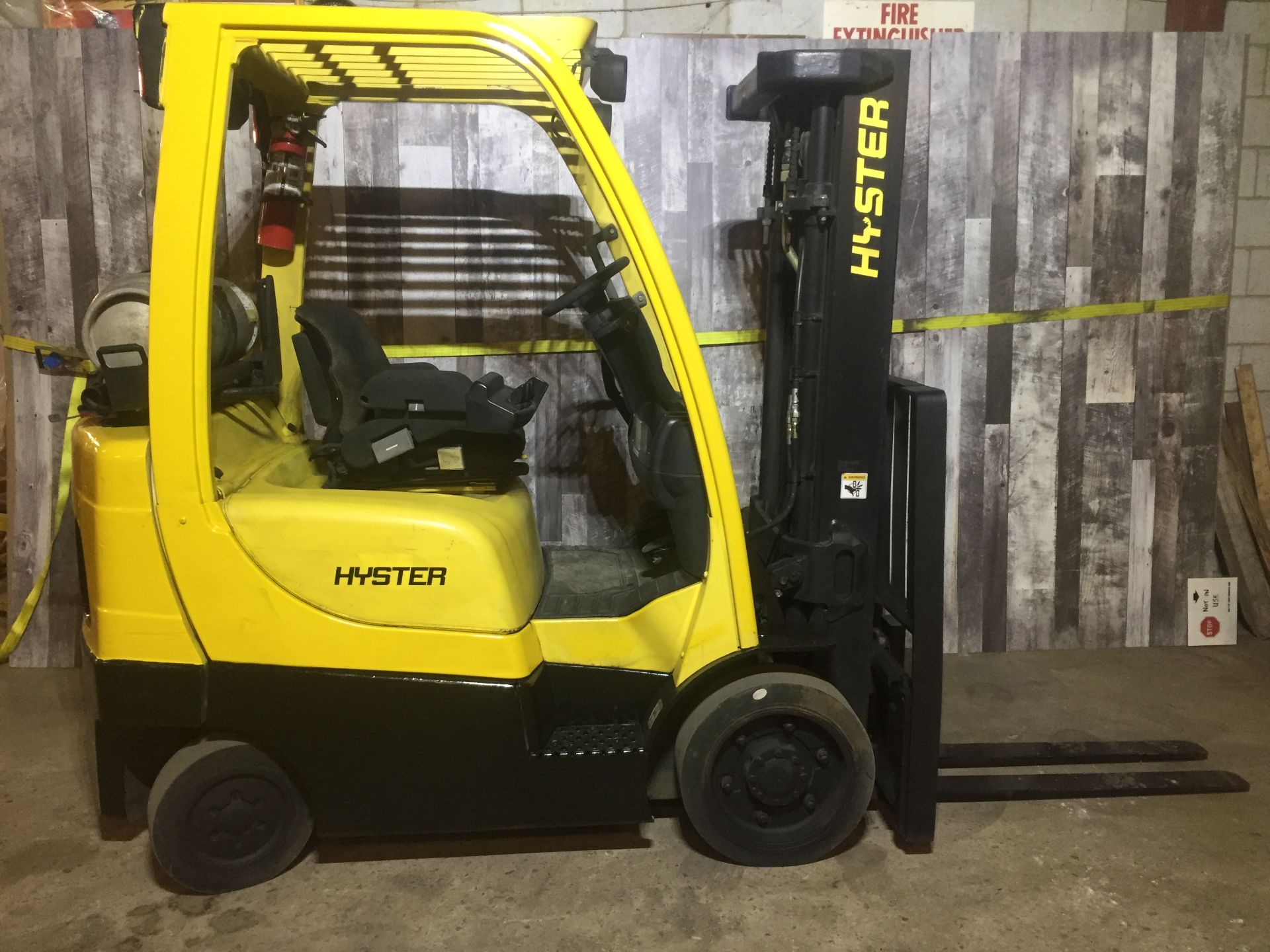 HYSTER (MODEL #S50FT) 5,000LBS LP 3 STAGE FORKLIFT - SERIAL #F187V01902C