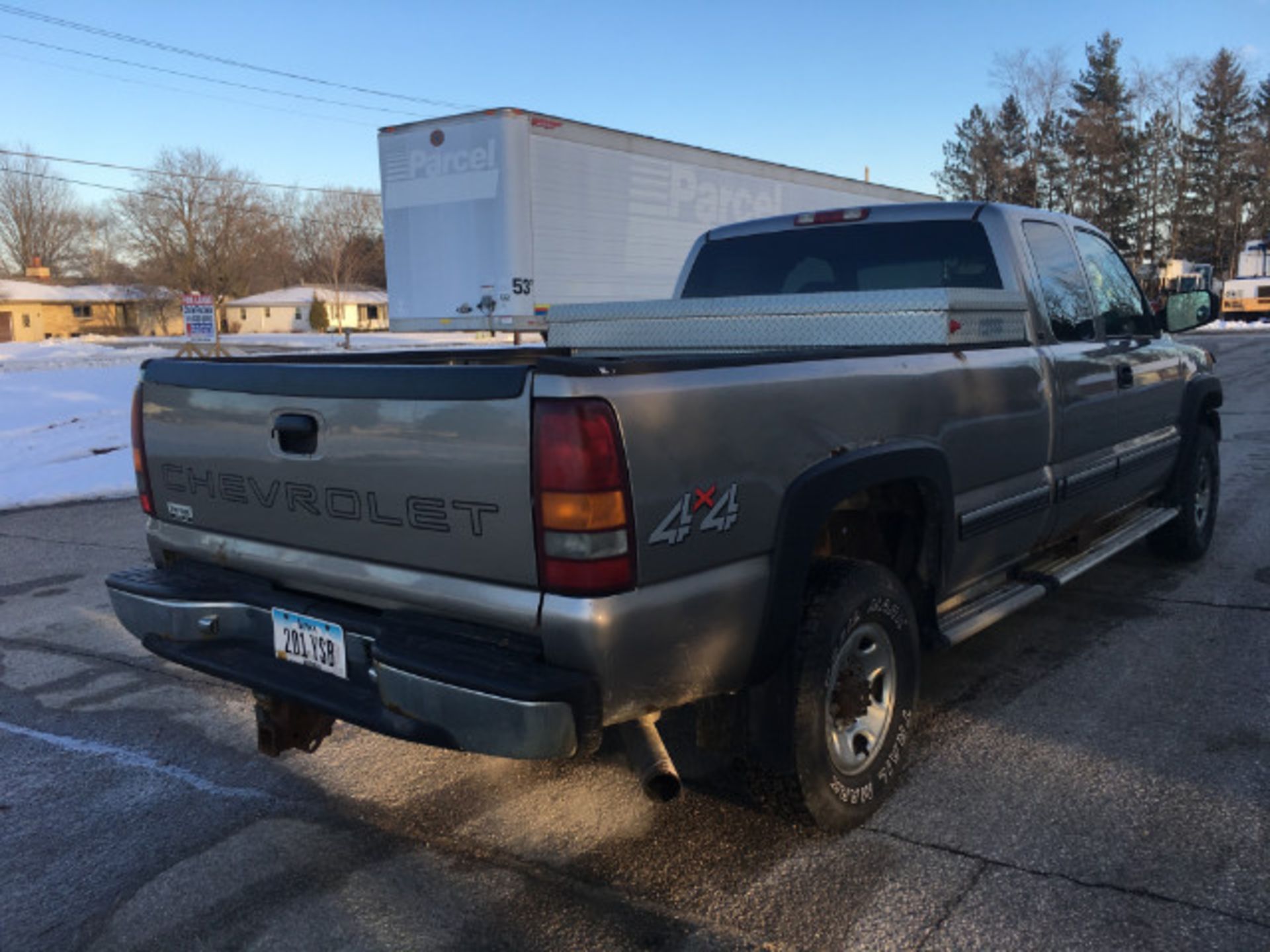 Truck - Image 6 of 12