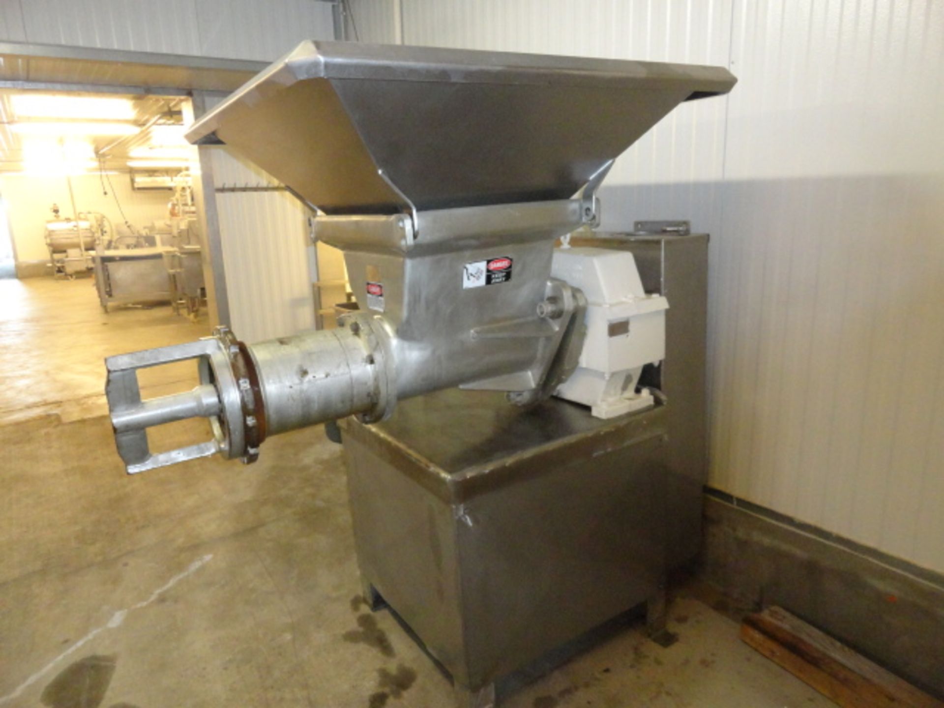 DIXIE 11" GRINDER WITH S/S UNDERMOUNT FRAME. MD# 11-9. SN: 01-106. BUILT 2001. - Image 2 of 8