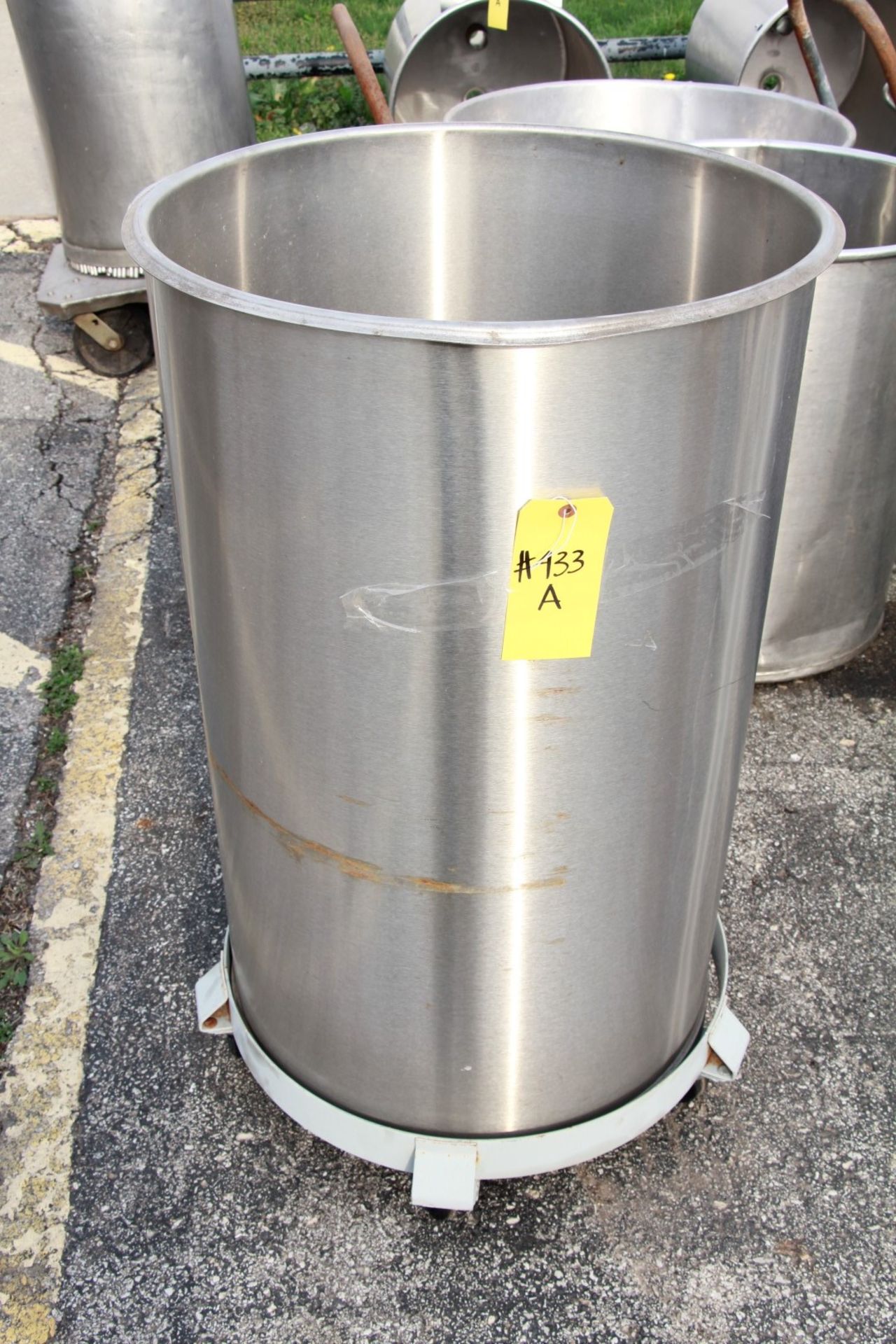 STAINLESS STEEL 40 GALLON DRUM ON CART