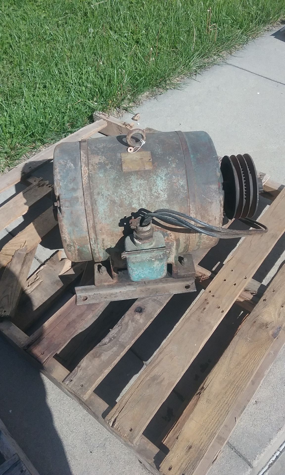 WAGNER MOTOR - 15 HP. 1750 RPM. DRIP PROOF.