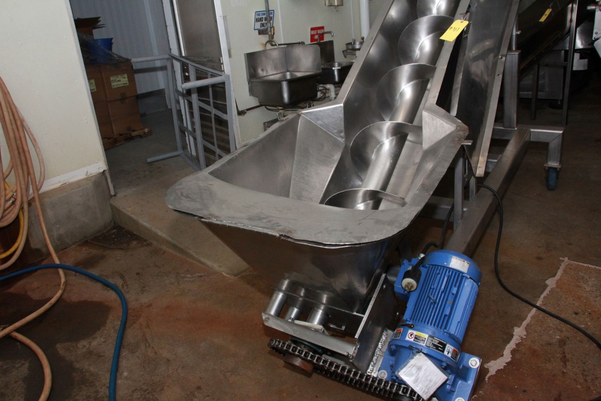 STAINLESS STEEL INCLINE SCREW CONVEYOR, UNKNOWN MAKE AND MODEL. - Image 2 of 2